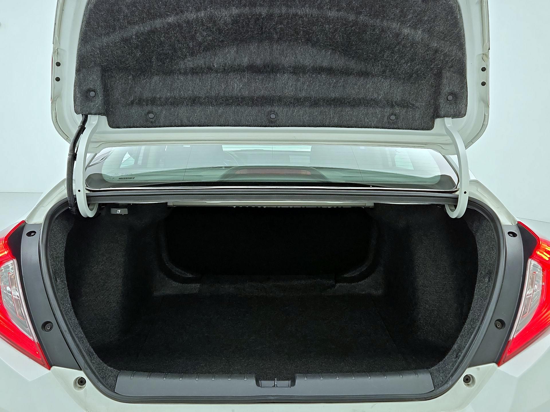 Thumbnail: 2019 Honda Civic - 20