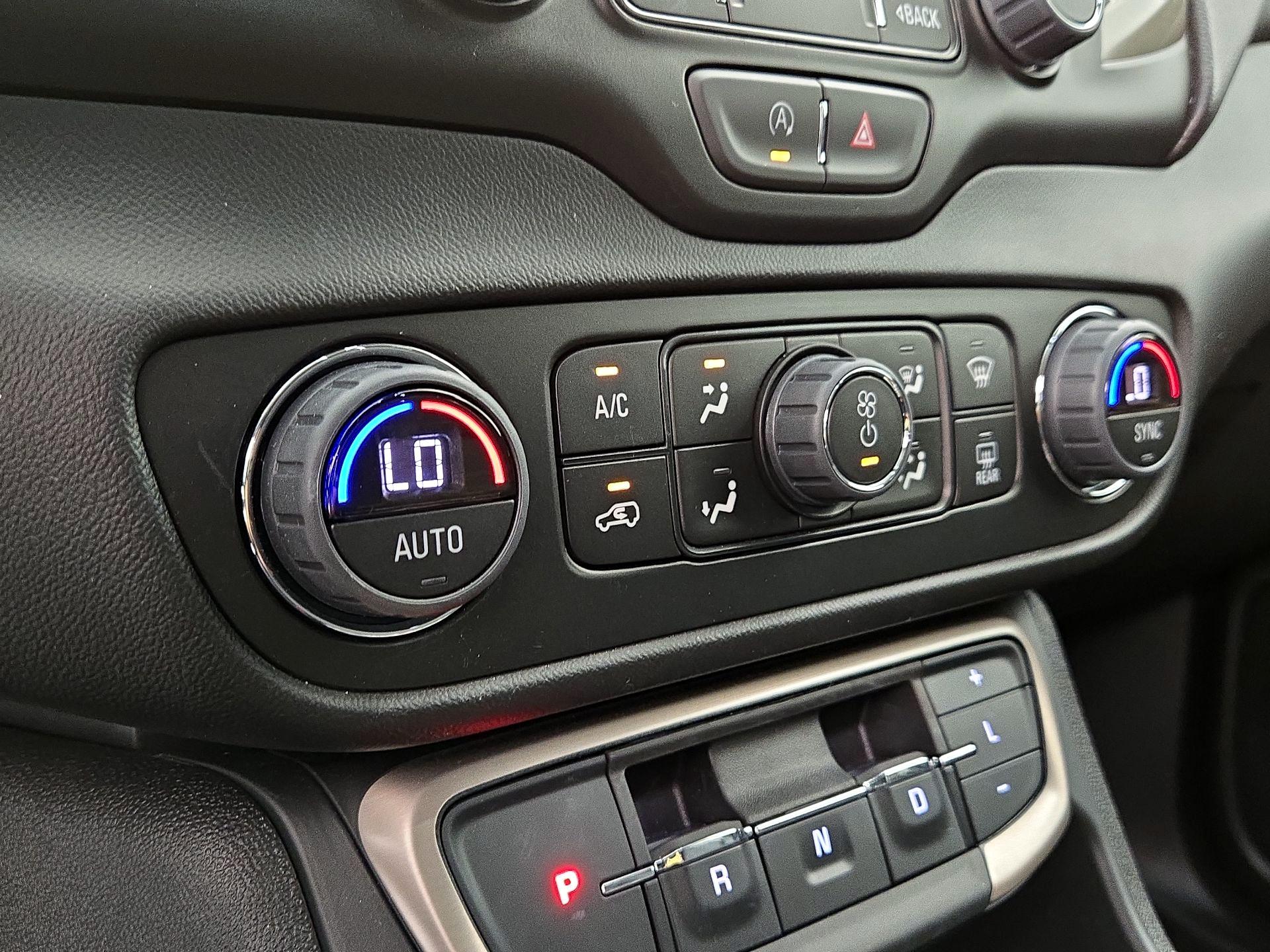 Thumbnail: 2024 GMC Terrain - 17