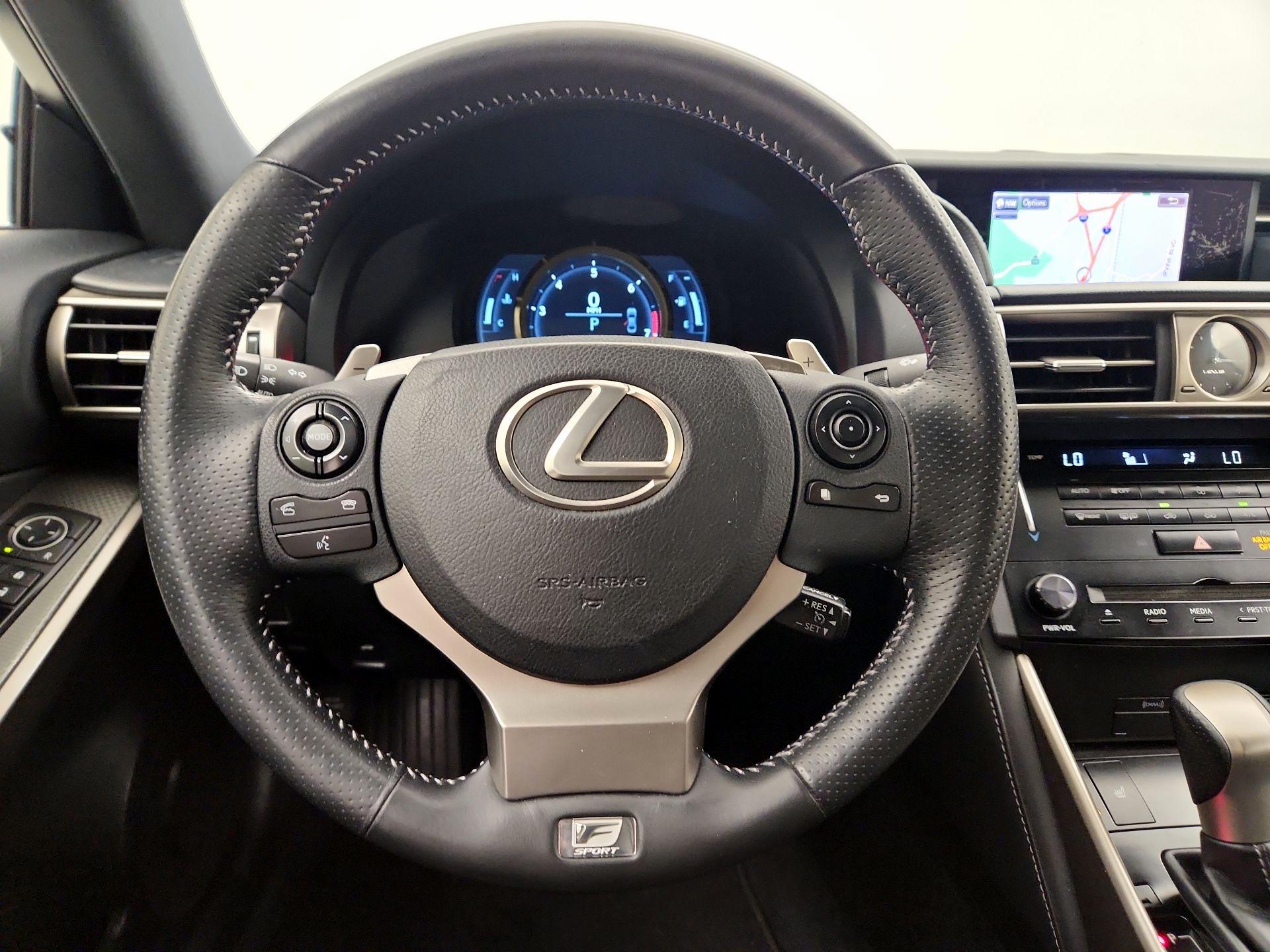 Thumbnail: 2014 Lexus IS - 10