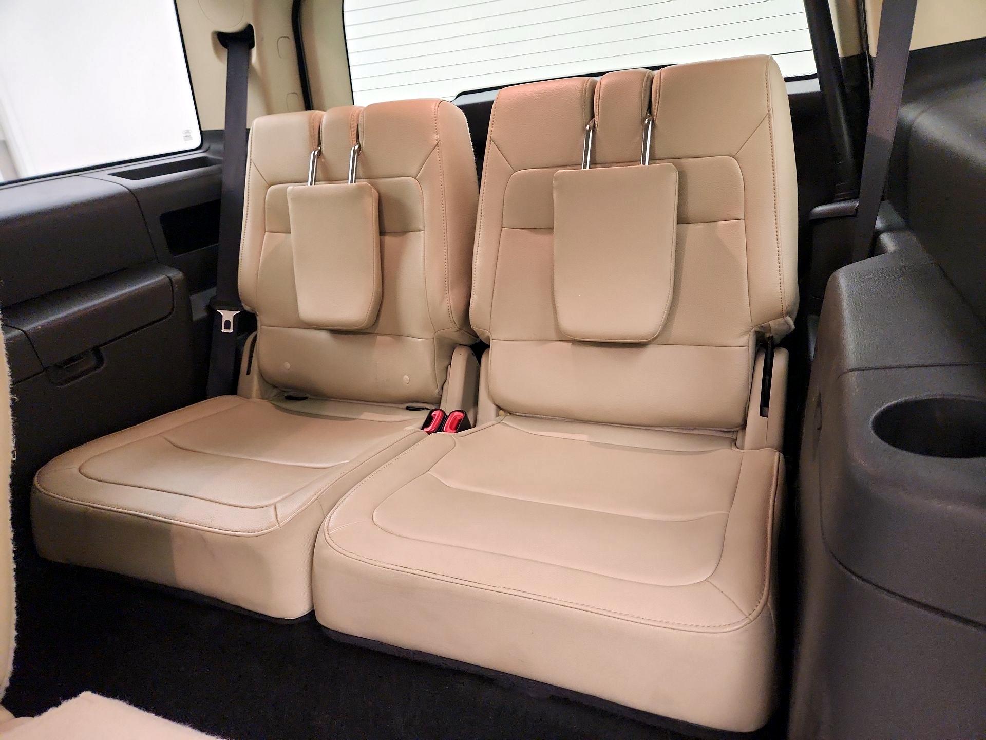 Thumbnail: 2017 Ford Flex - 20