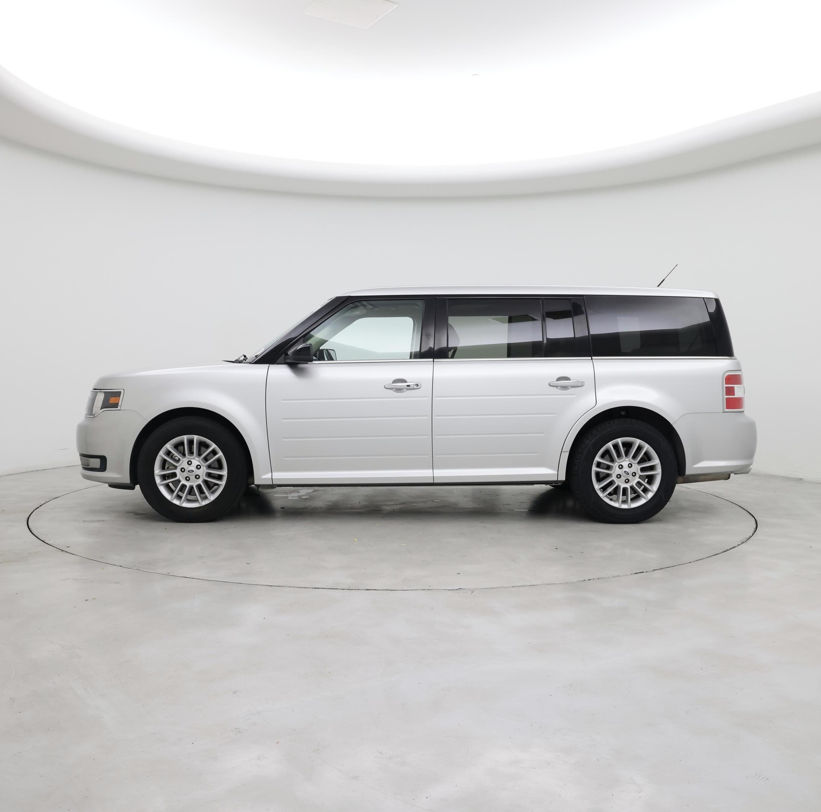 Thumbnail: 2017 Ford Flex - 3