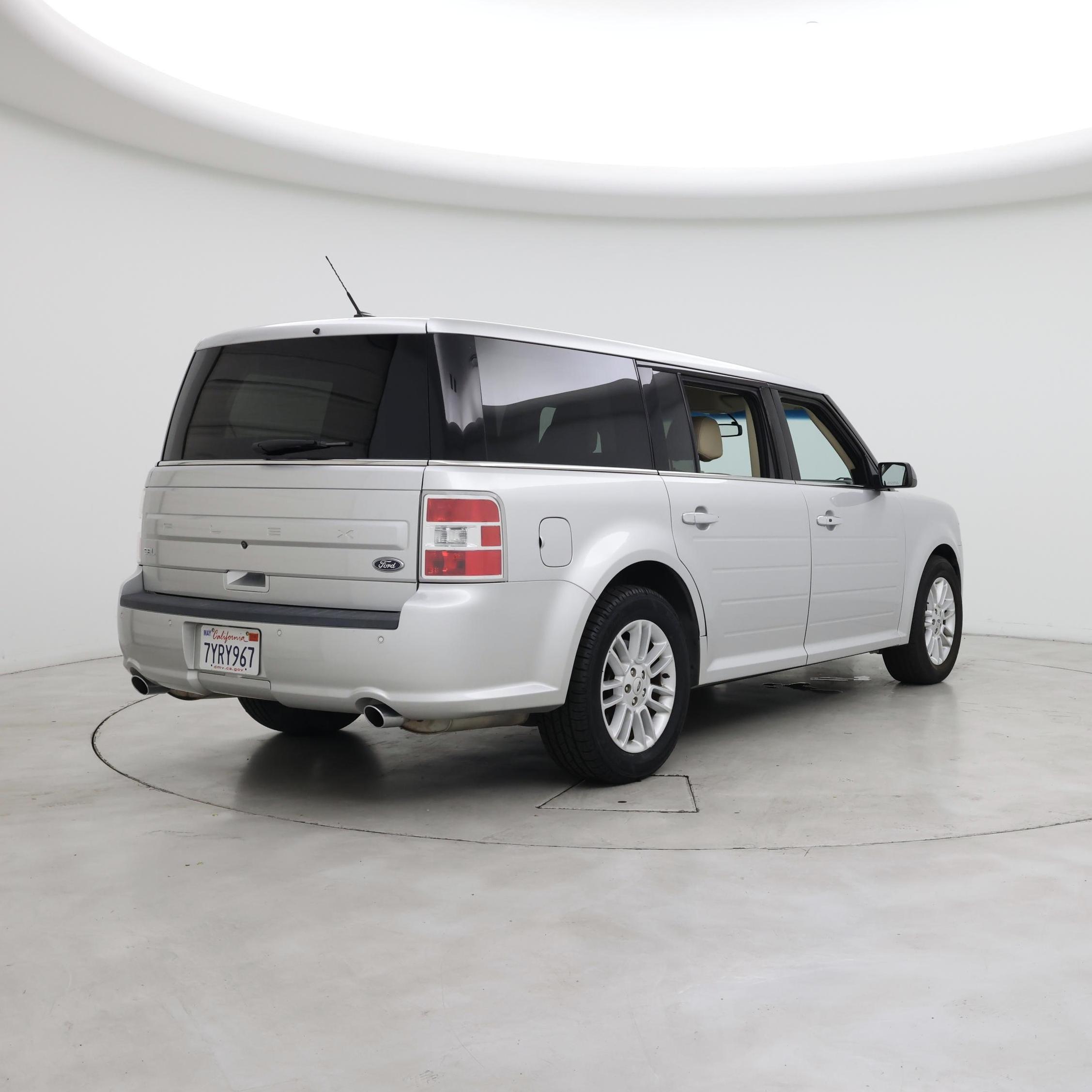 Thumbnail: 2017 Ford Flex - 8