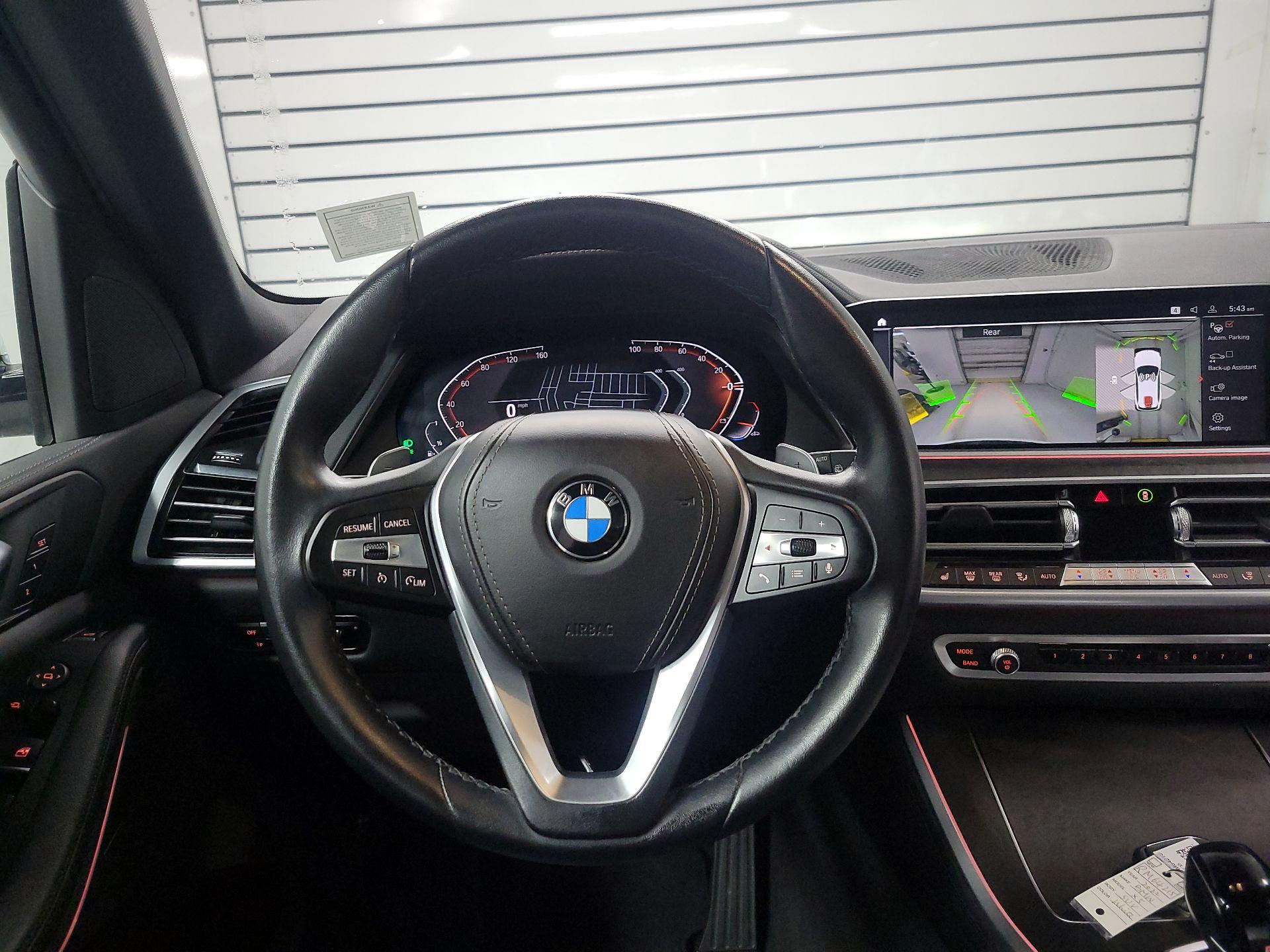 Thumbnail: 2022 BMW X5 - 10