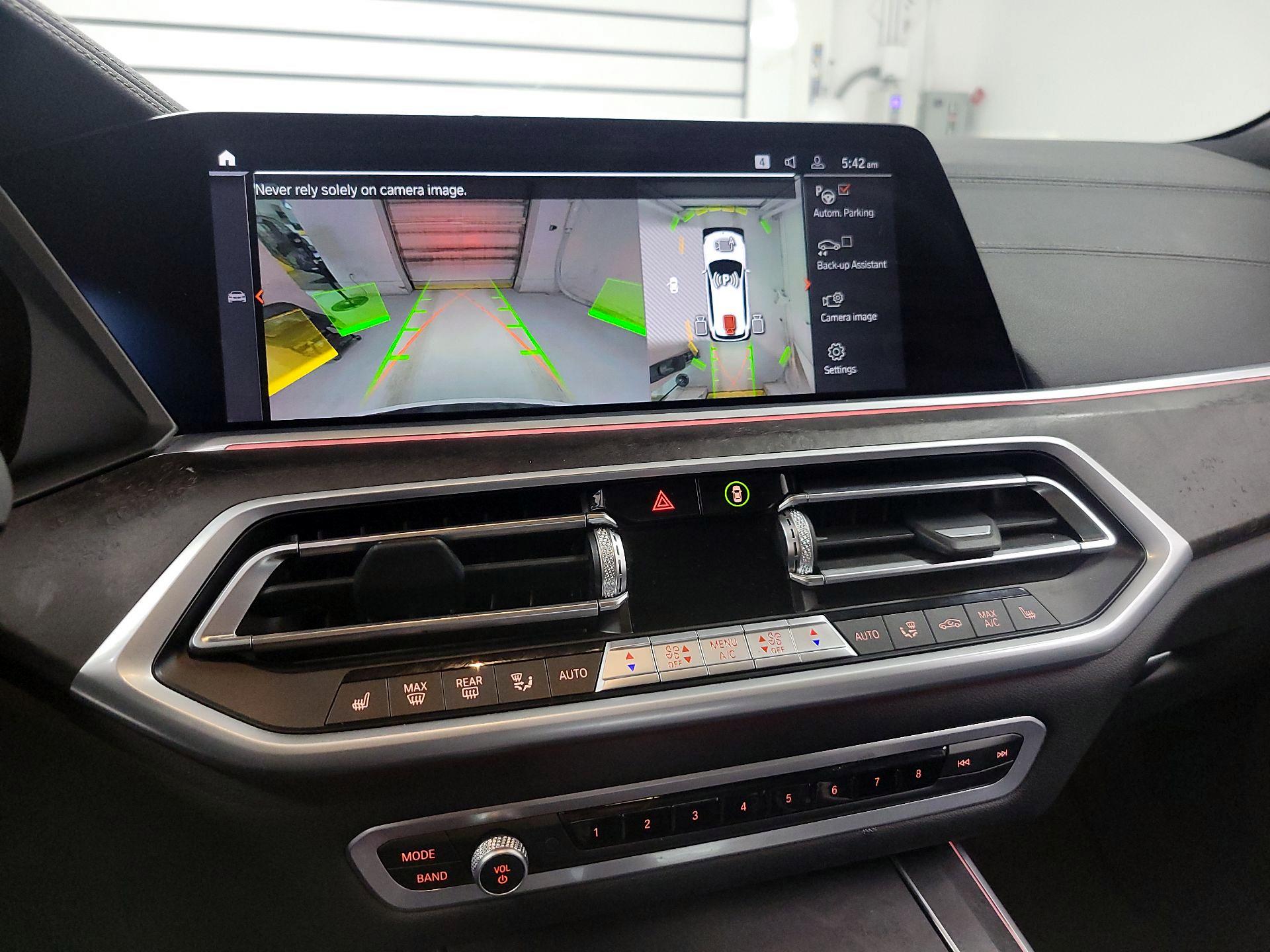 Thumbnail: 2022 BMW X5 - 14