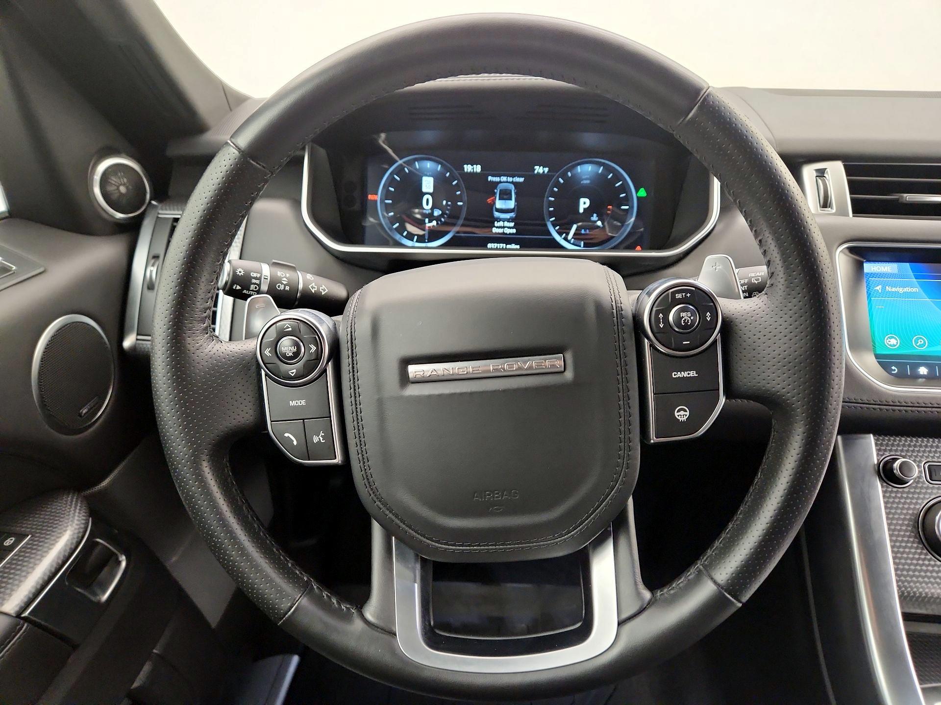 Thumbnail: 2017 Land Rover Range Rover Sport - 10