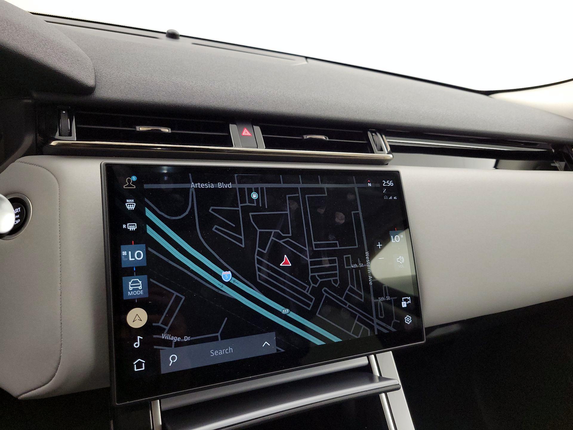 Thumbnail: 2025 Land Rover Range Rover Velar - 13
