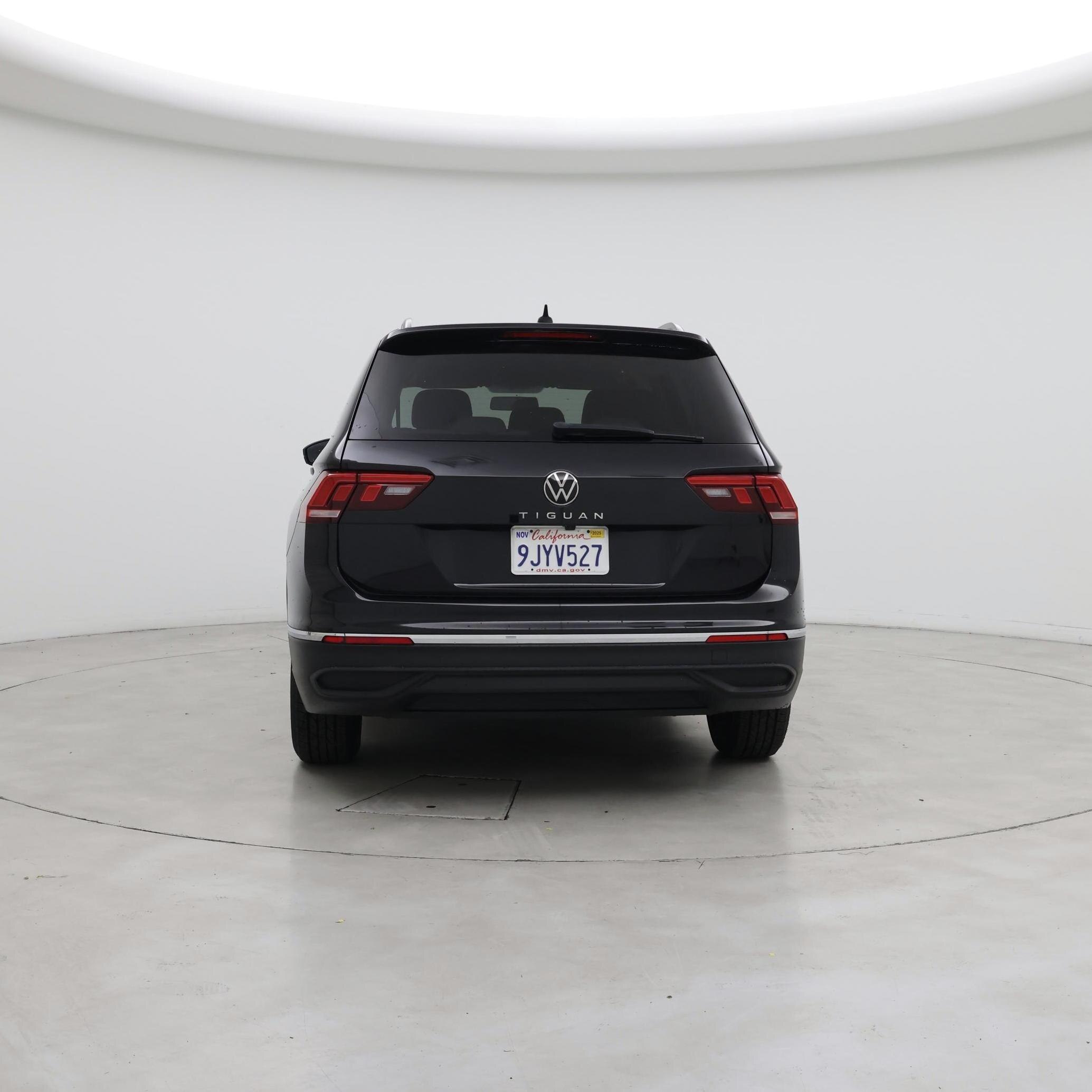 Thumbnail: 2022 Volkswagen Tiguan - 6