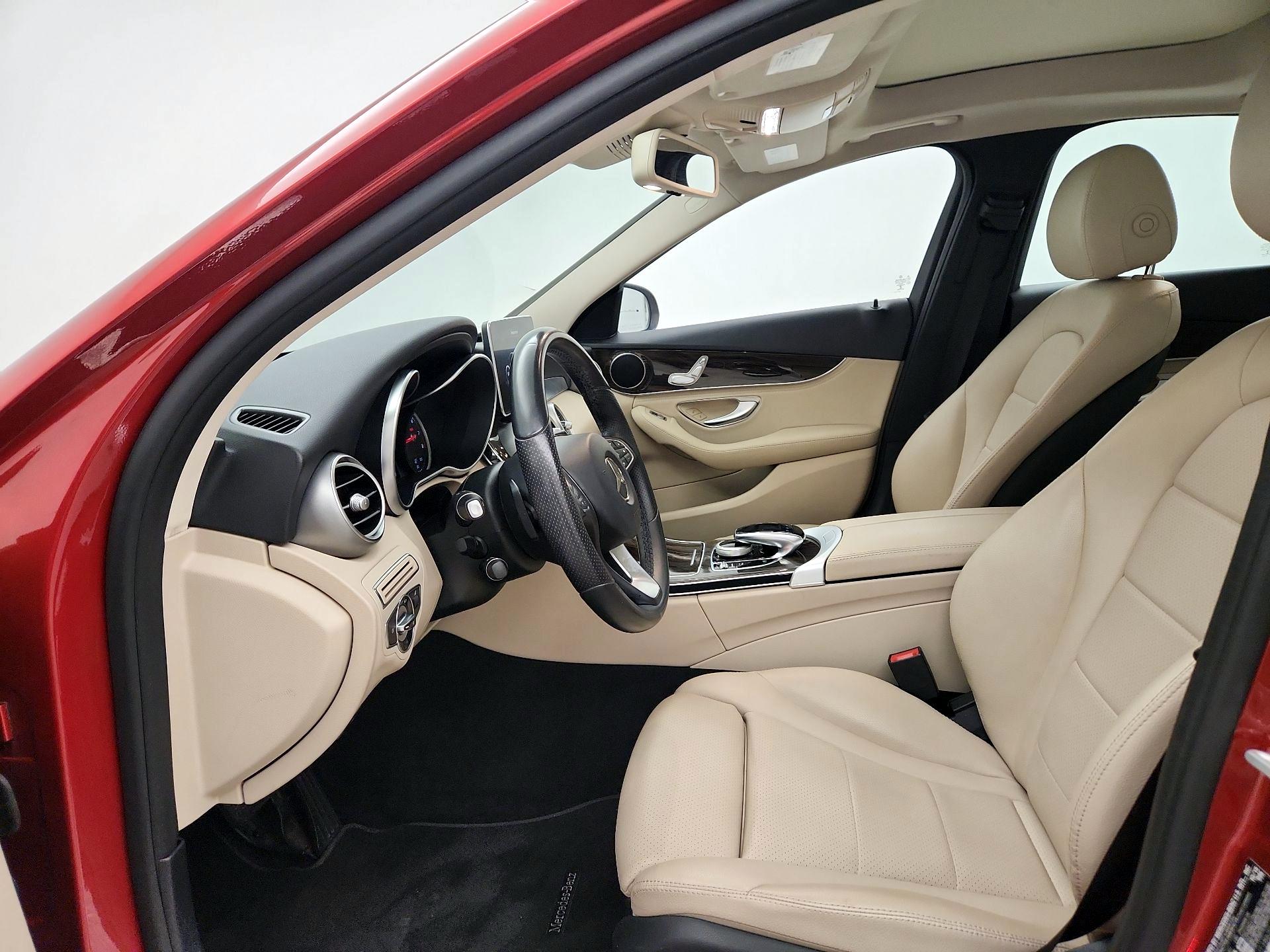 Thumbnail: 2016 Mercedes-Benz C-Class - 11