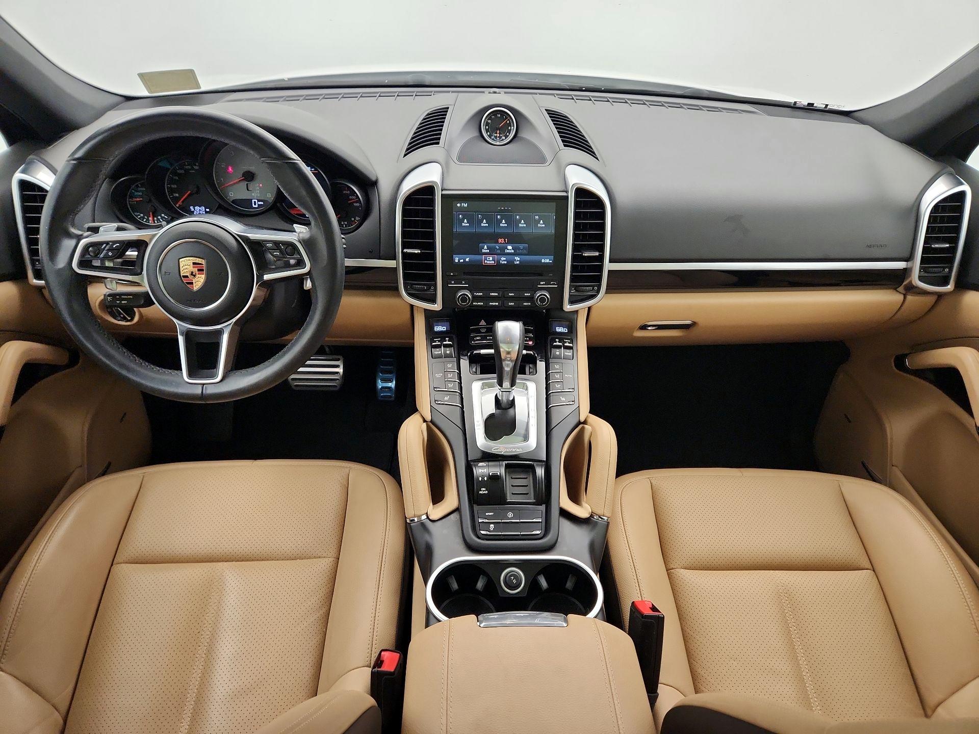 Thumbnail: 2018 Porsche Cayenne - 9