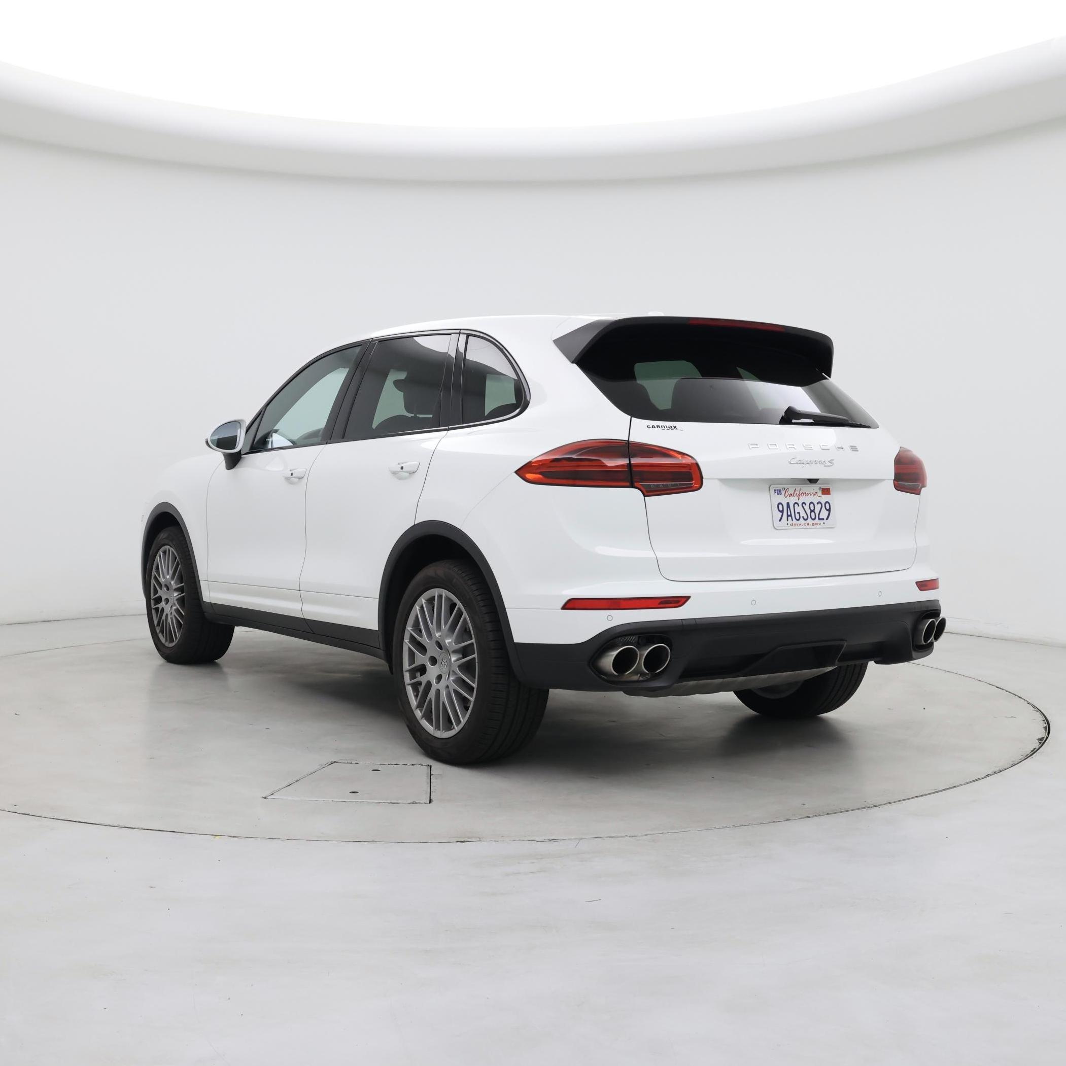 Thumbnail: 2018 Porsche Cayenne - 2
