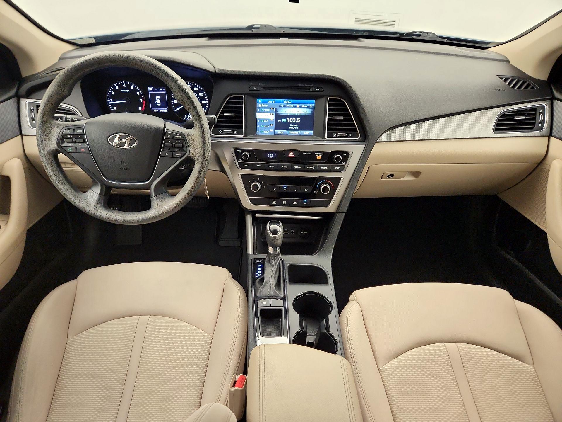 Thumbnail: 2017 Hyundai Sonata - 9