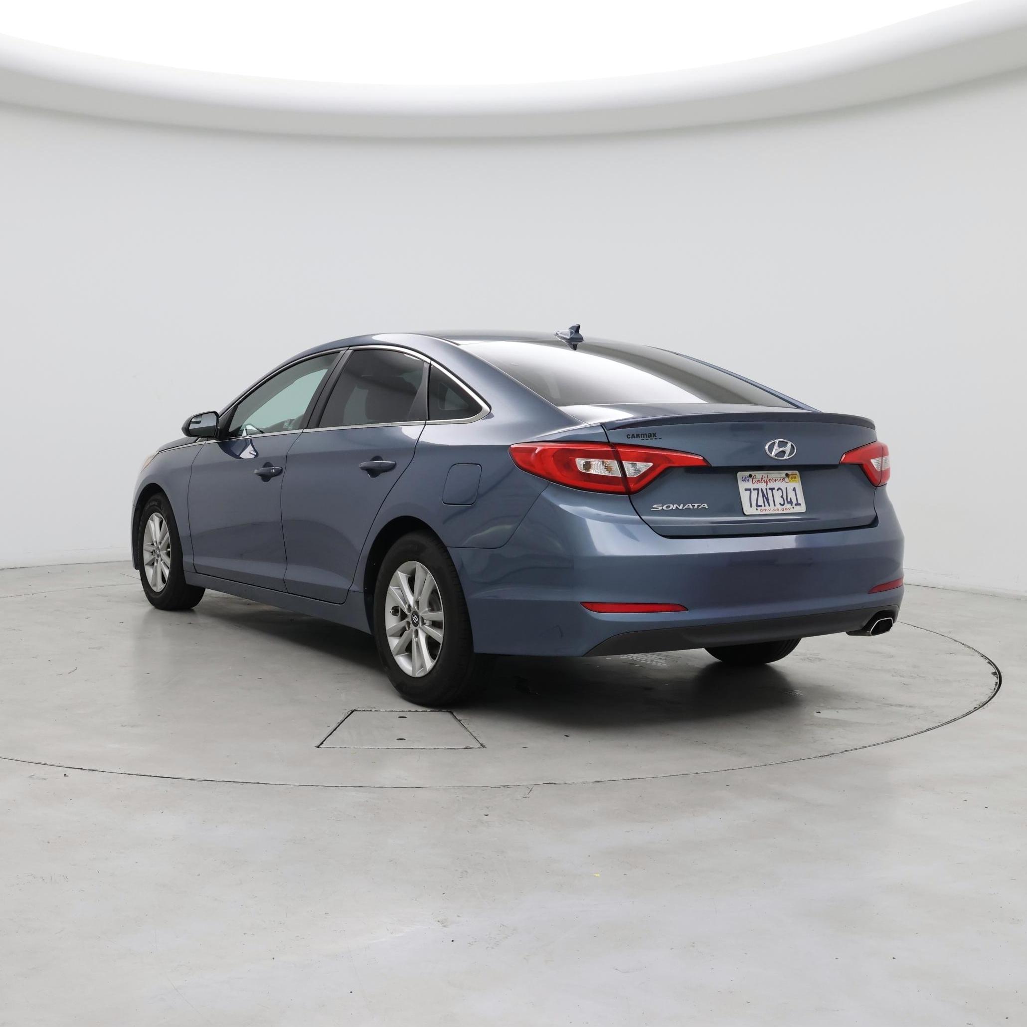 Thumbnail: 2017 Hyundai Sonata - 2