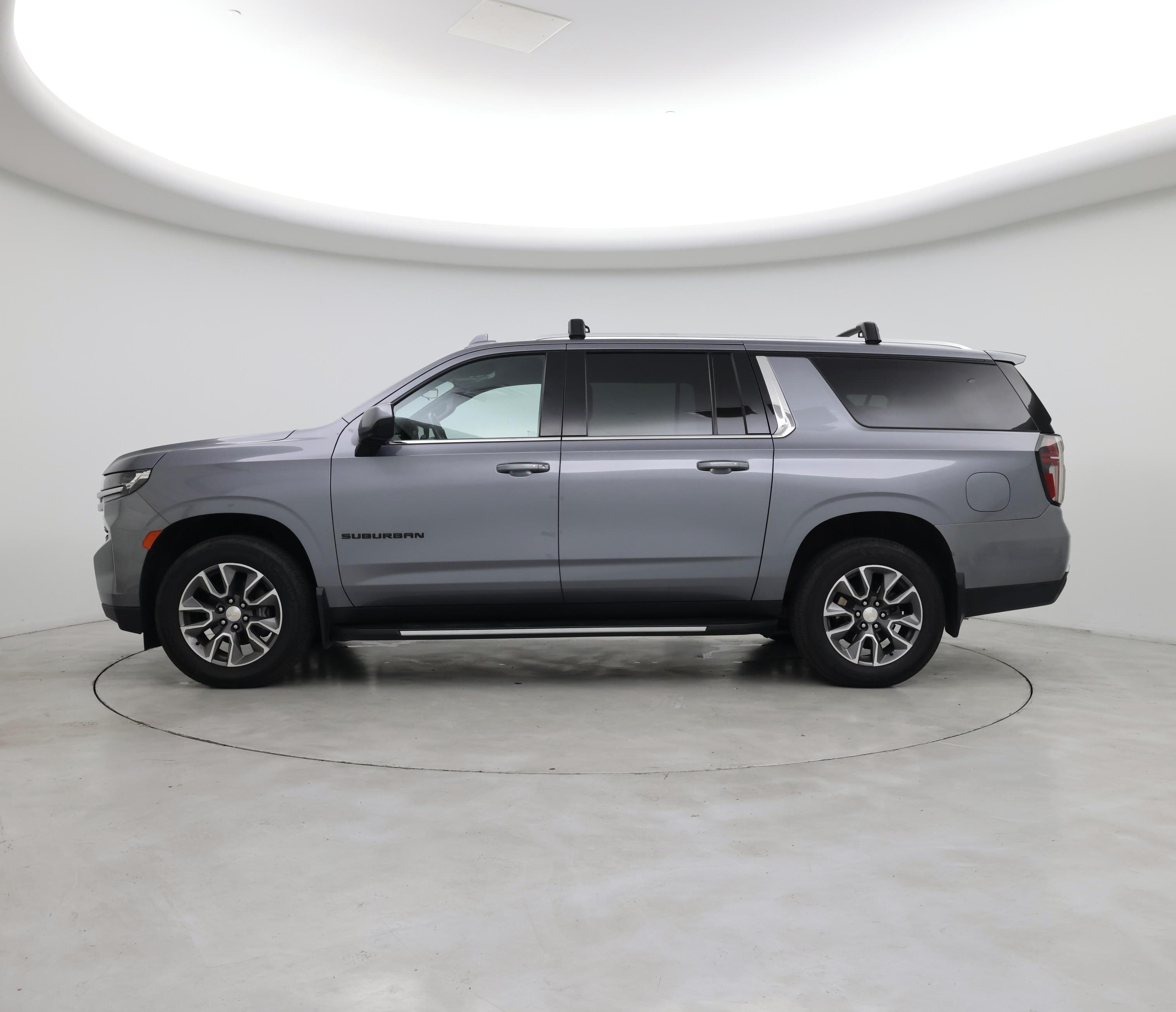 Thumbnail: 2021 Chevrolet Suburban - 3