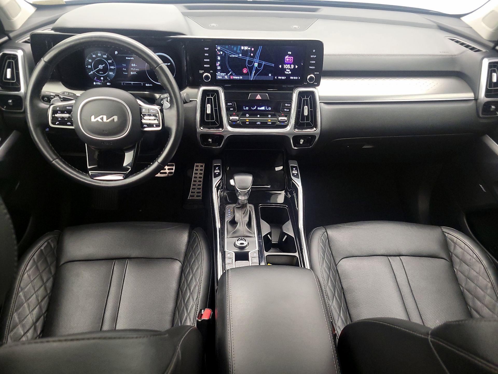 Thumbnail: 2022 Kia Sorento - 9