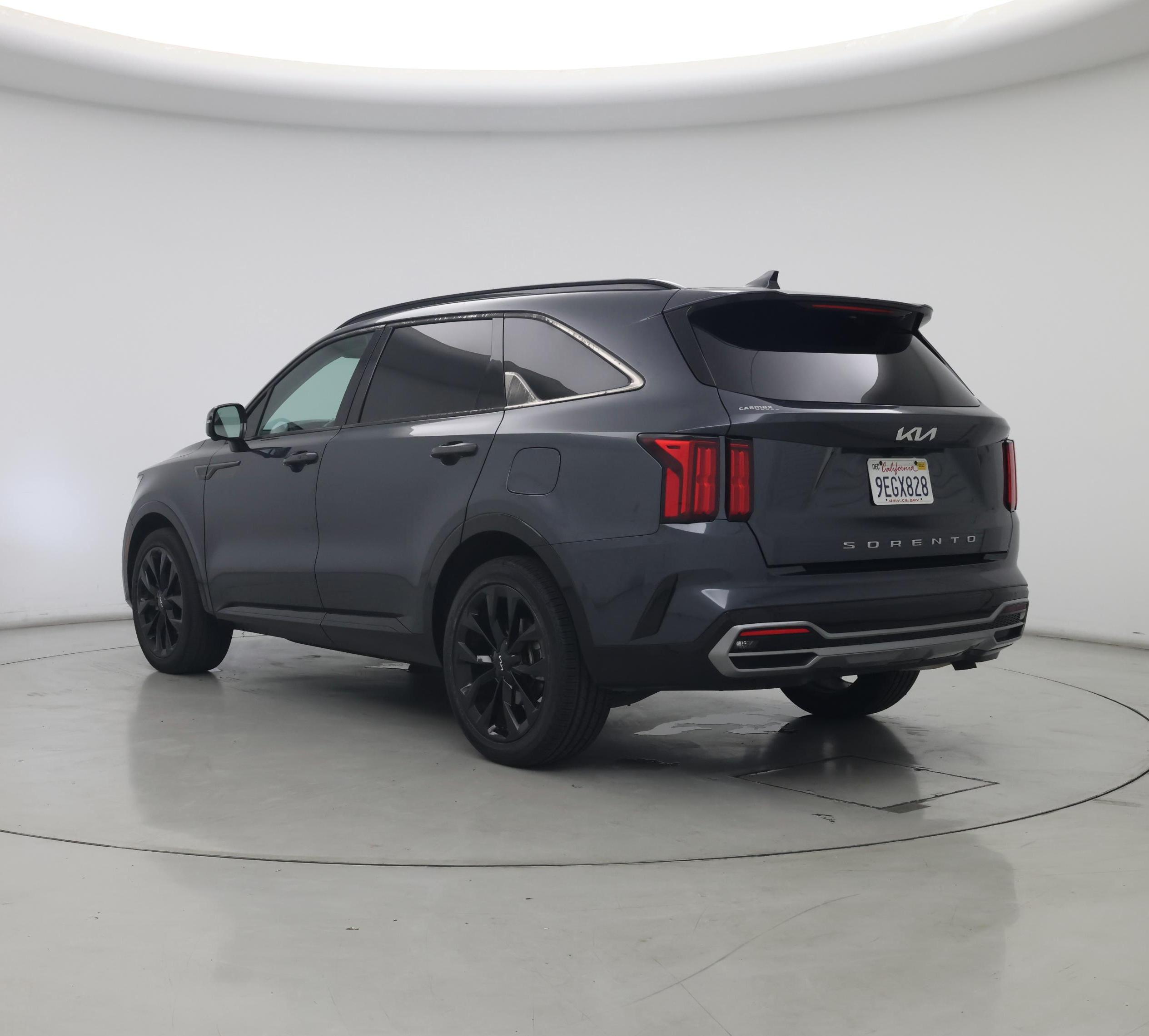 Thumbnail: 2022 Kia Sorento - 2
