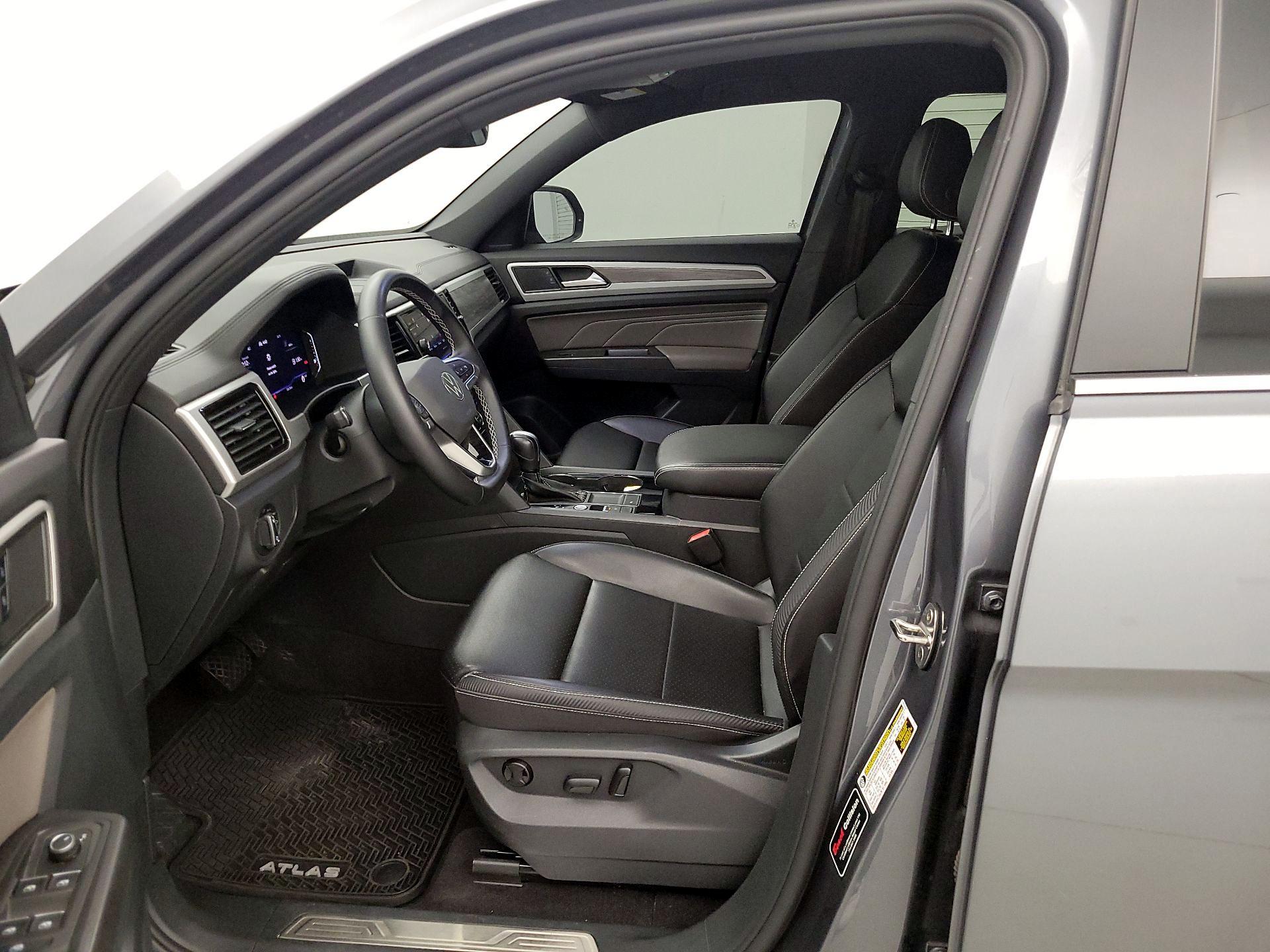 Thumbnail: 2022 Volkswagen Atlas - 11