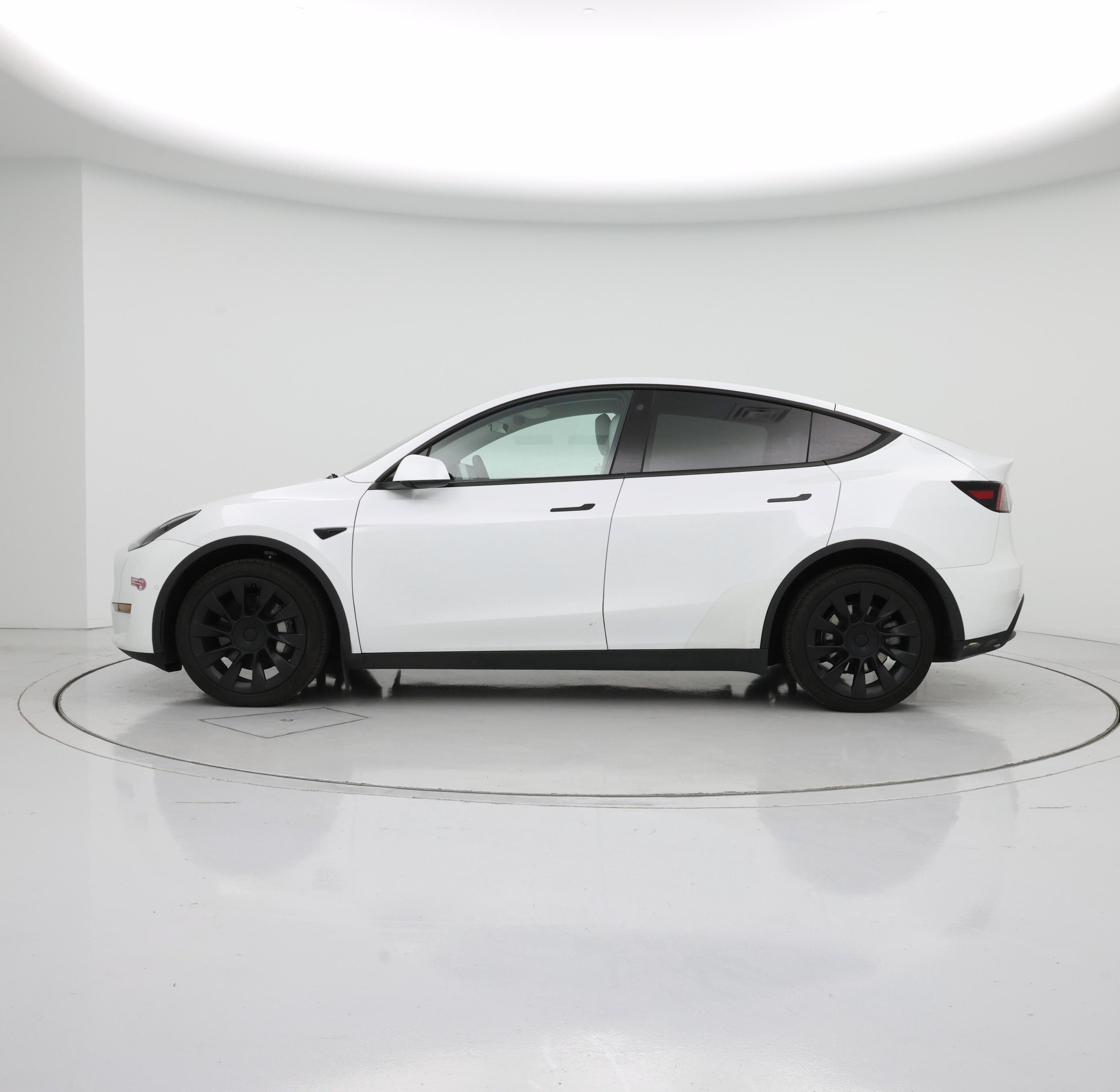 Thumbnail: 2022 Tesla Model Y - 3