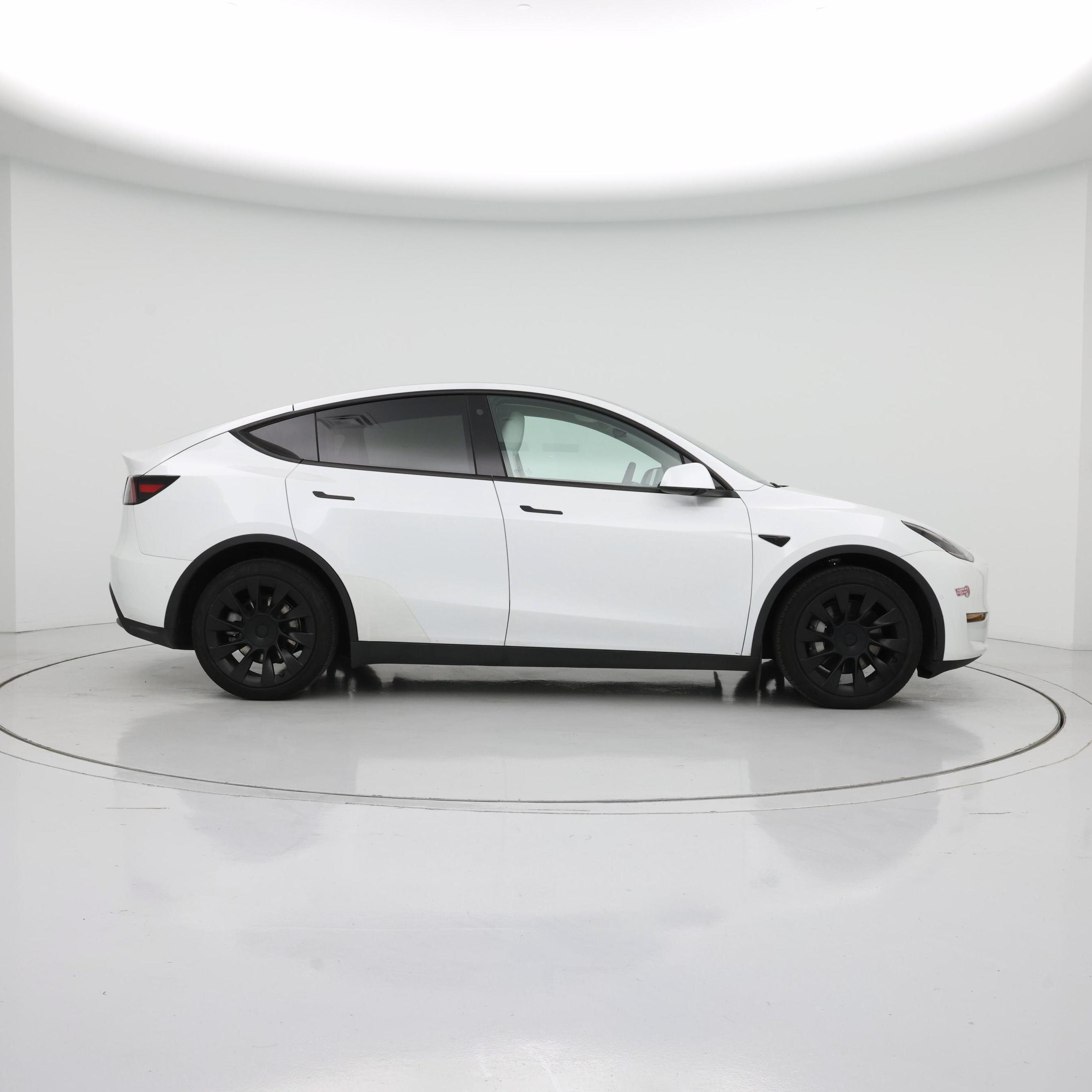Thumbnail: 2022 Tesla Model Y - 7