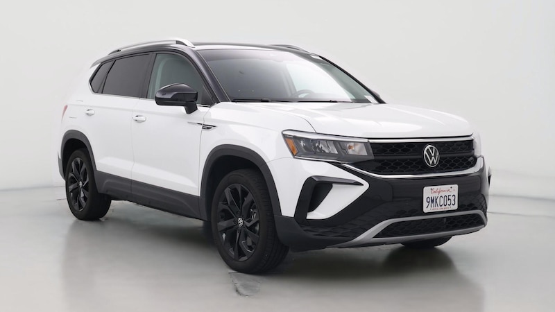 2023 Volkswagen Taos SE Hero Image