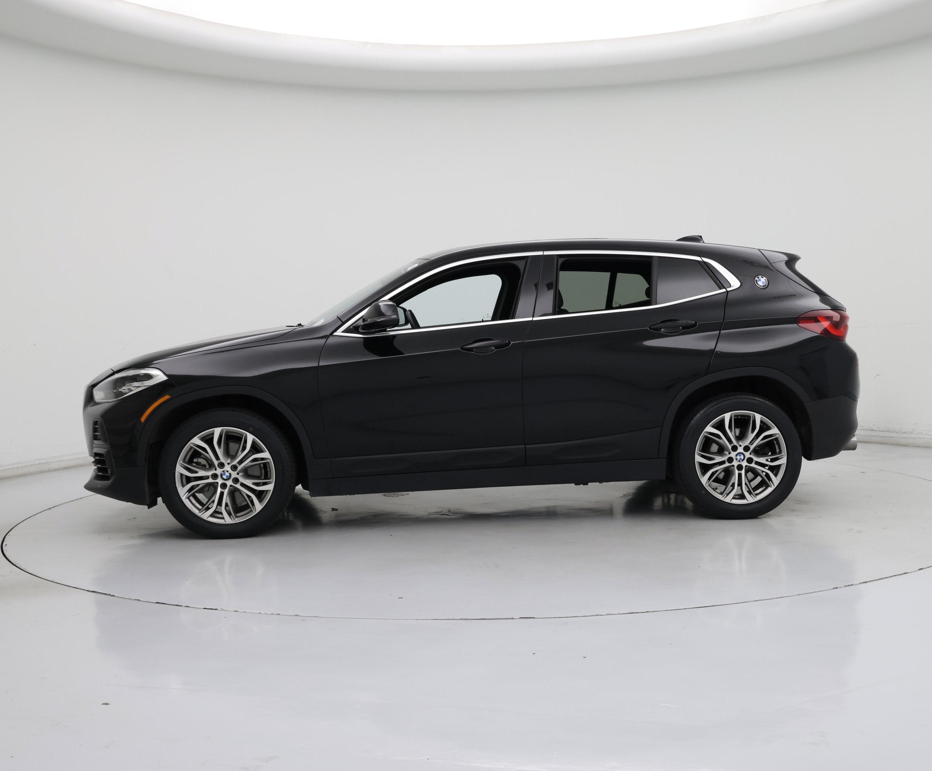 Thumbnail: 2022 BMW X2 - 3