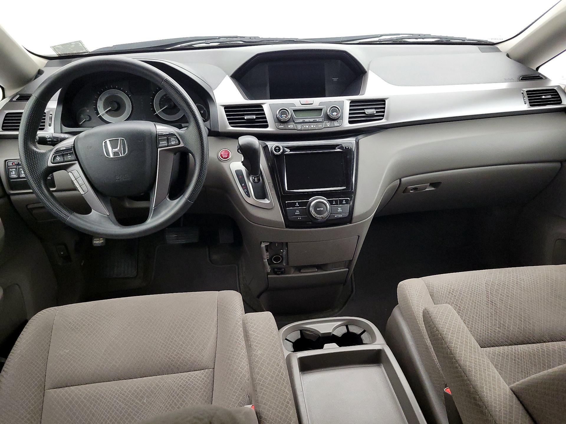Thumbnail: 2015 Honda Odyssey - 9