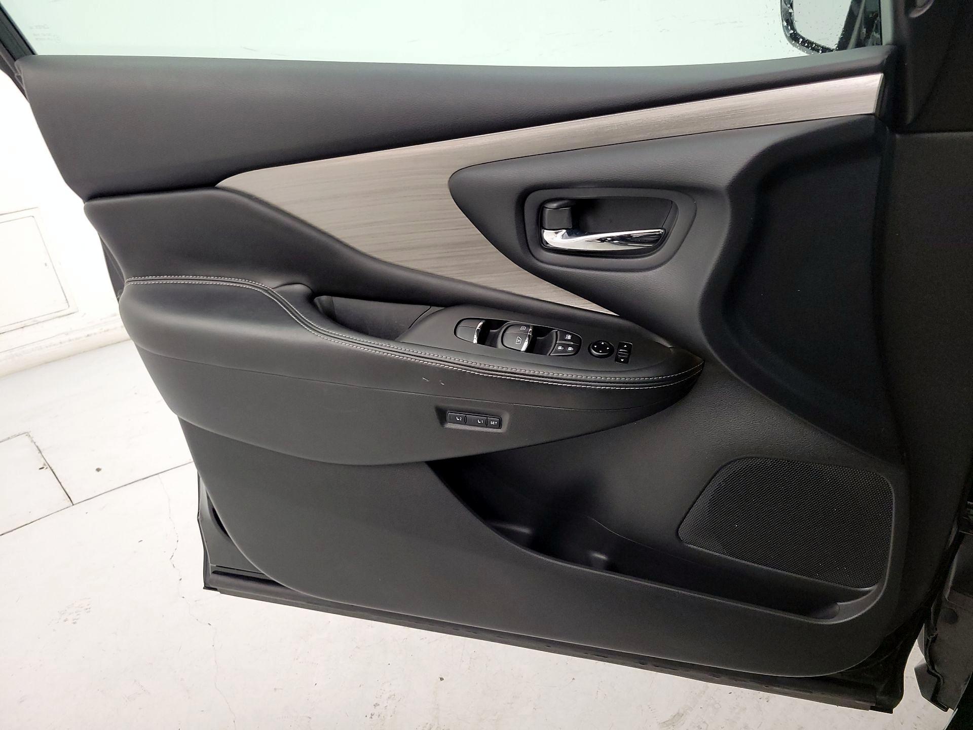 Thumbnail: 2015 Nissan Murano - 12
