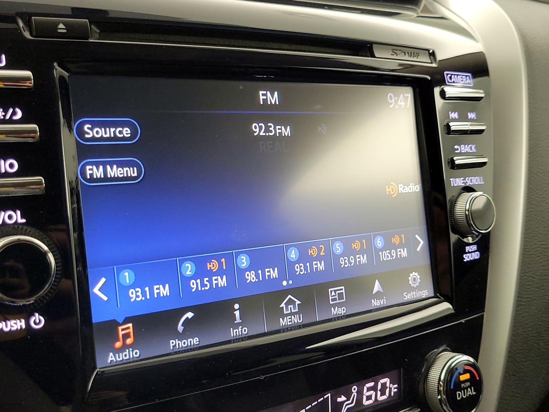Thumbnail: 2015 Nissan Murano - 15