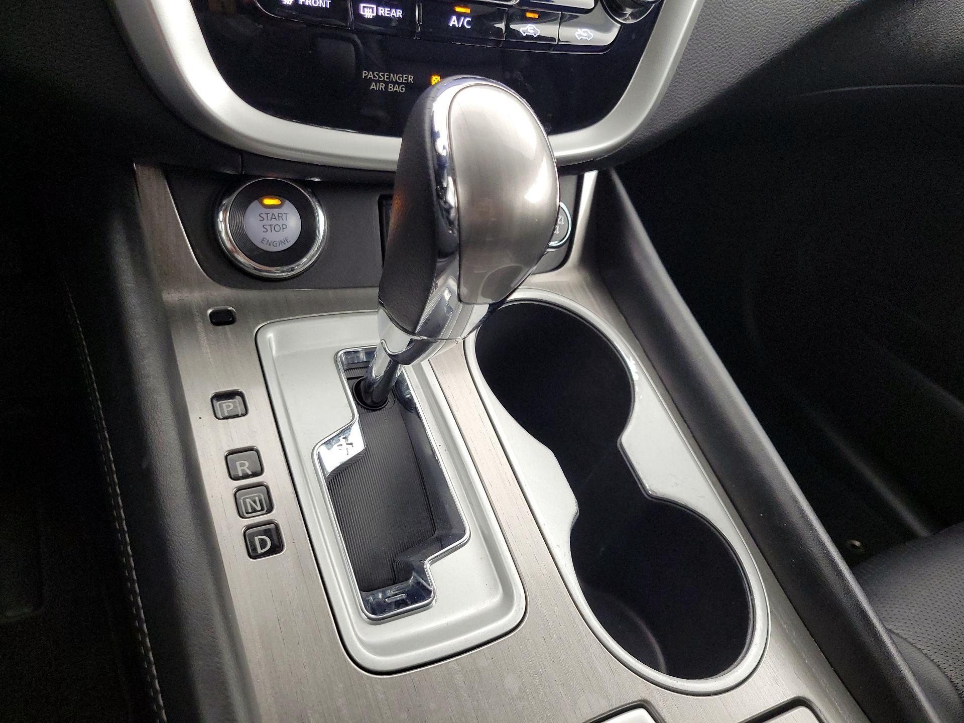 Thumbnail: 2015 Nissan Murano - 17