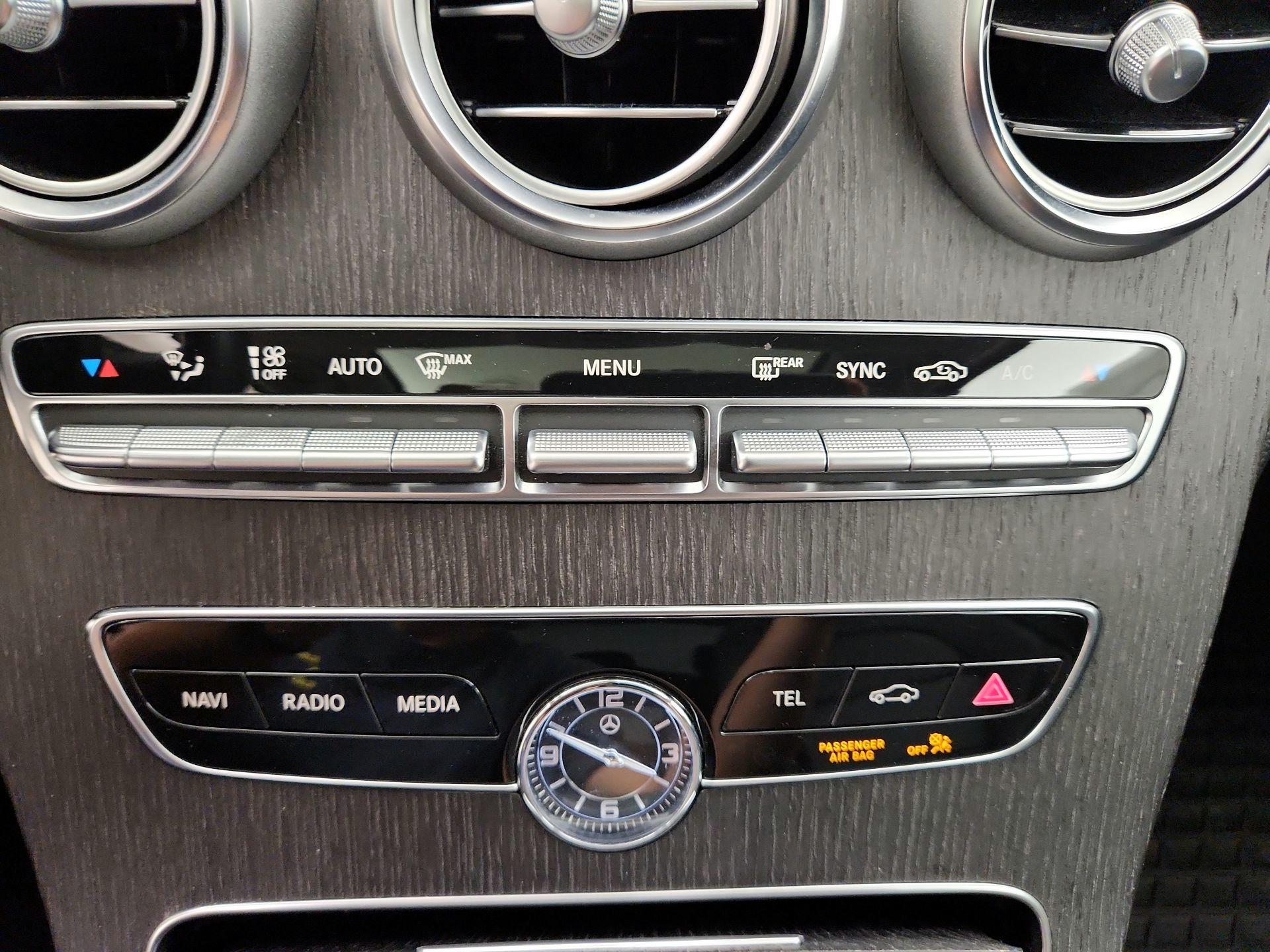 Thumbnail: 2019 Mercedes-Benz C-Class - 16