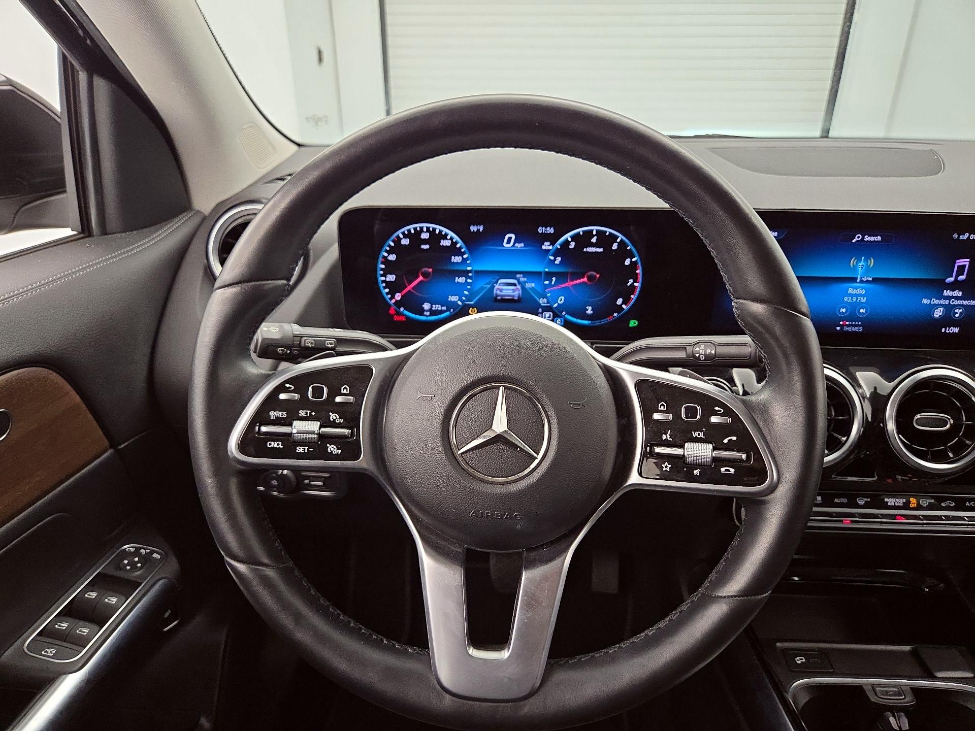 Thumbnail: 2023 Mercedes-Benz GLA - 10