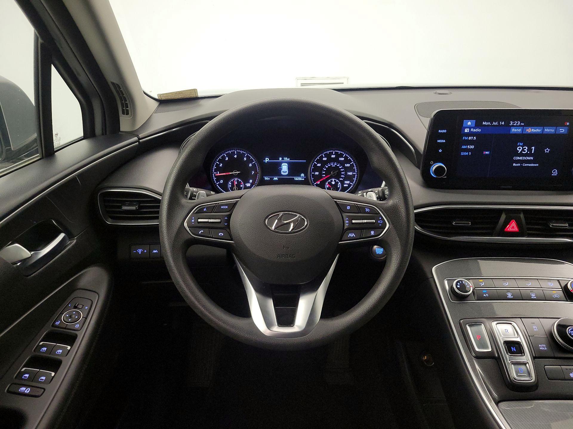 Thumbnail: 2022 Hyundai Santa Fe - 10