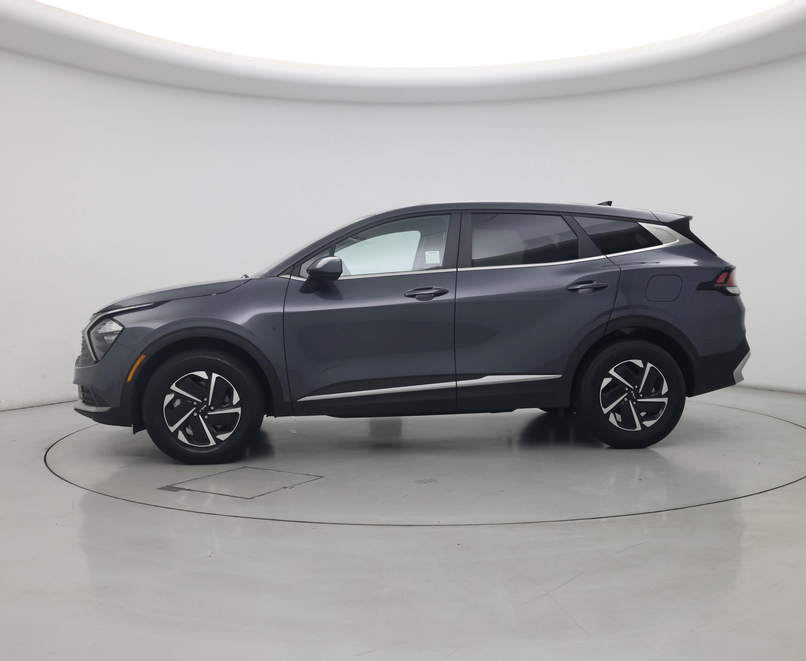 Thumbnail: 2023 Kia Sportage - 3
