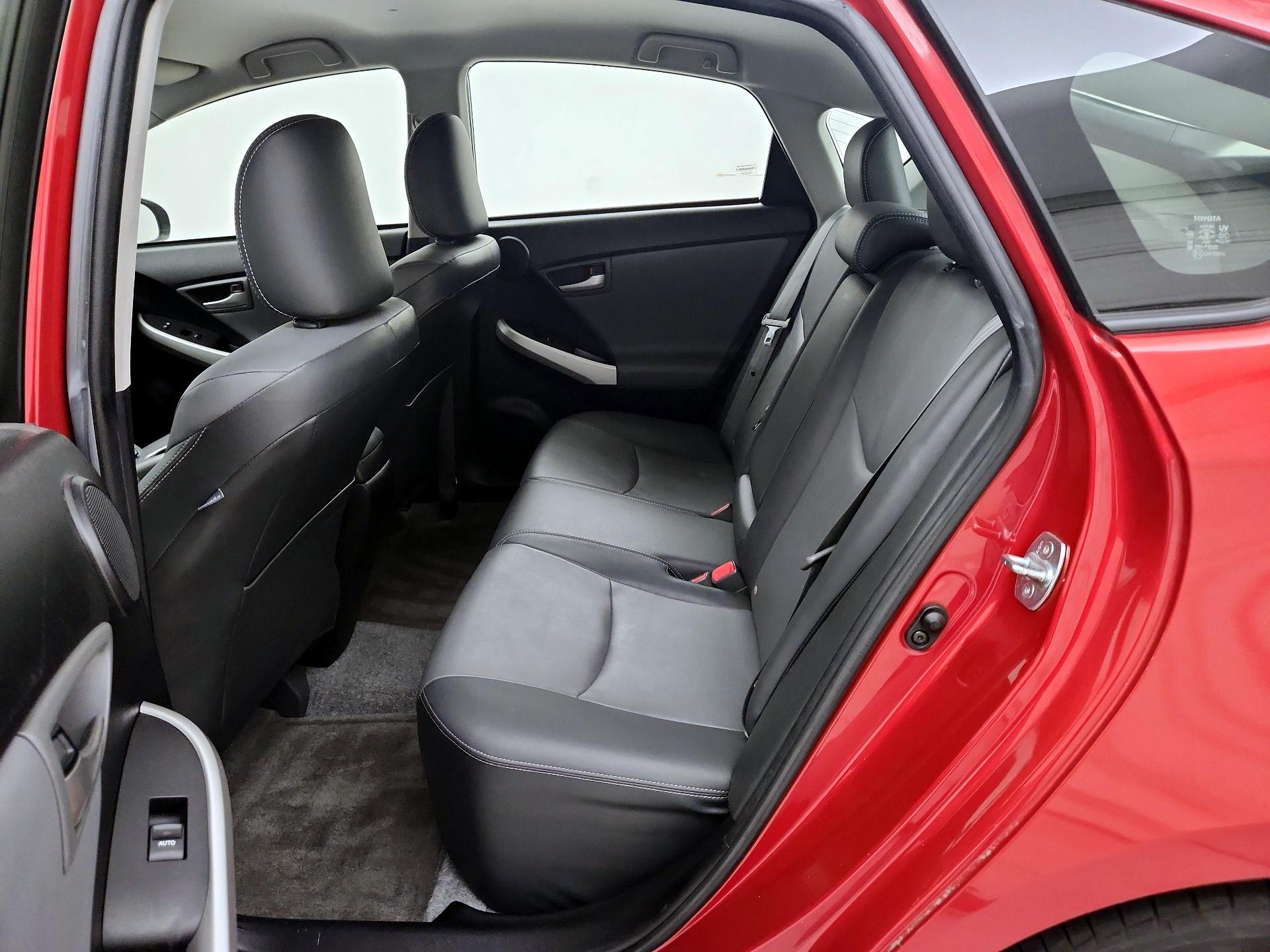 Thumbnail: 2015 Toyota Prius - 19