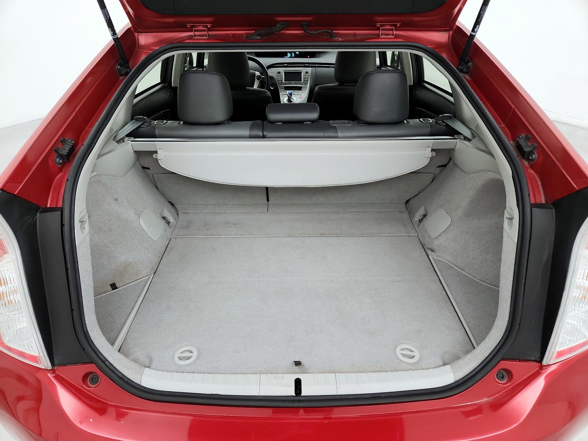 Thumbnail: 2015 Toyota Prius - 20