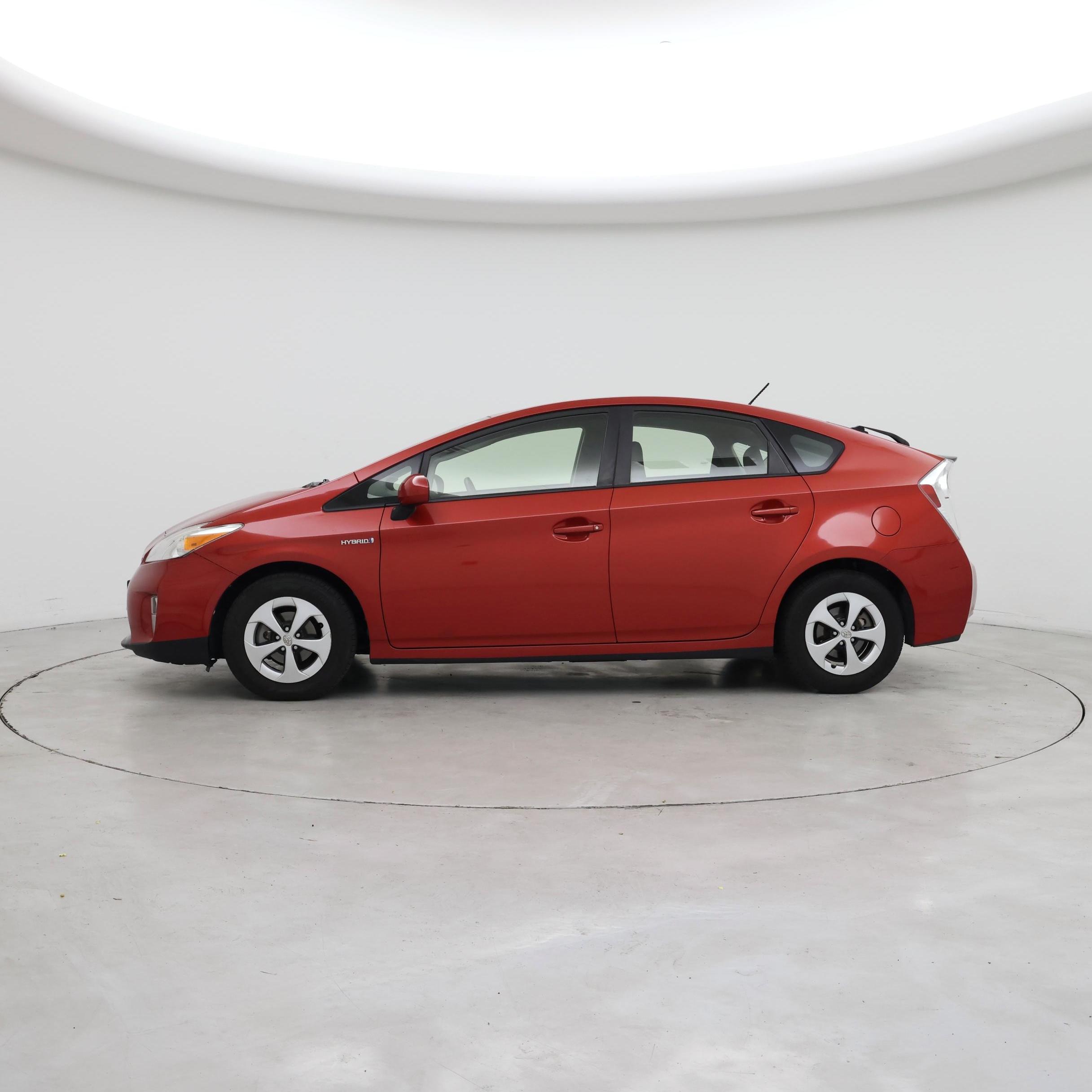 Thumbnail: 2015 Toyota Prius - 3
