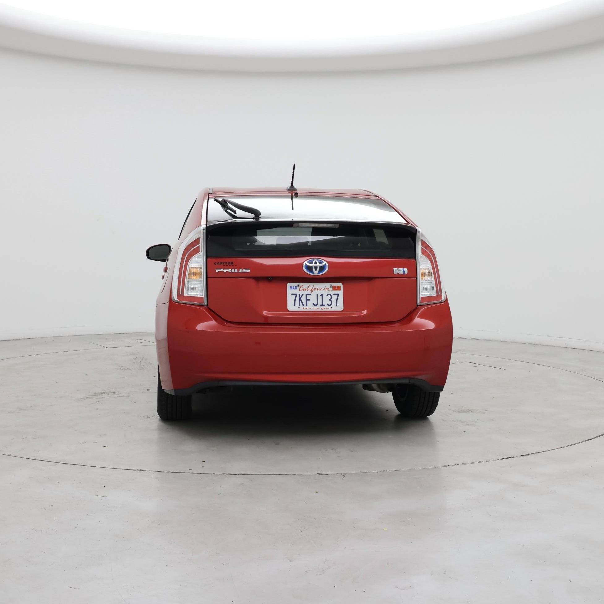 Thumbnail: 2015 Toyota Prius - 6