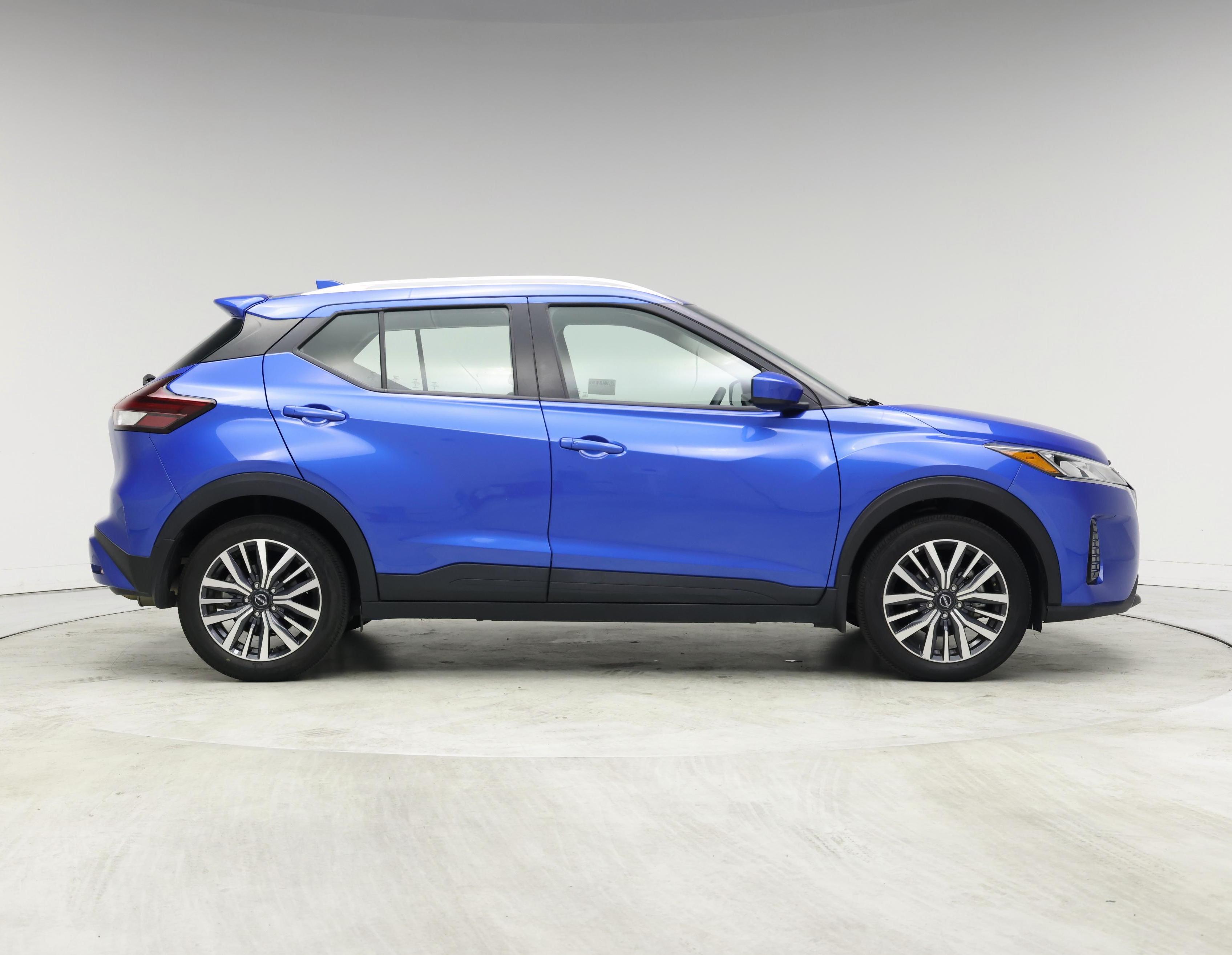 Thumbnail: 2022 Nissan Kicks - 7