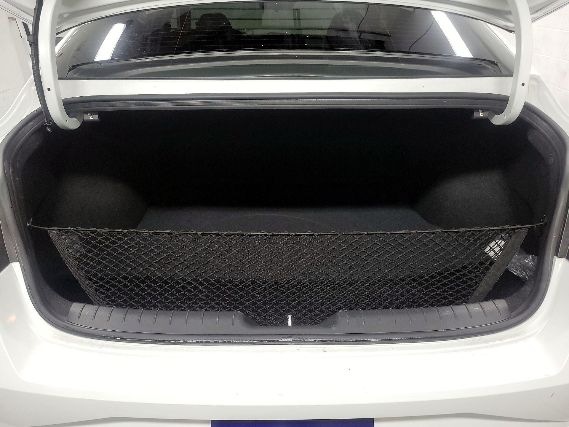 Thumbnail: 2023 Hyundai Elantra - 19