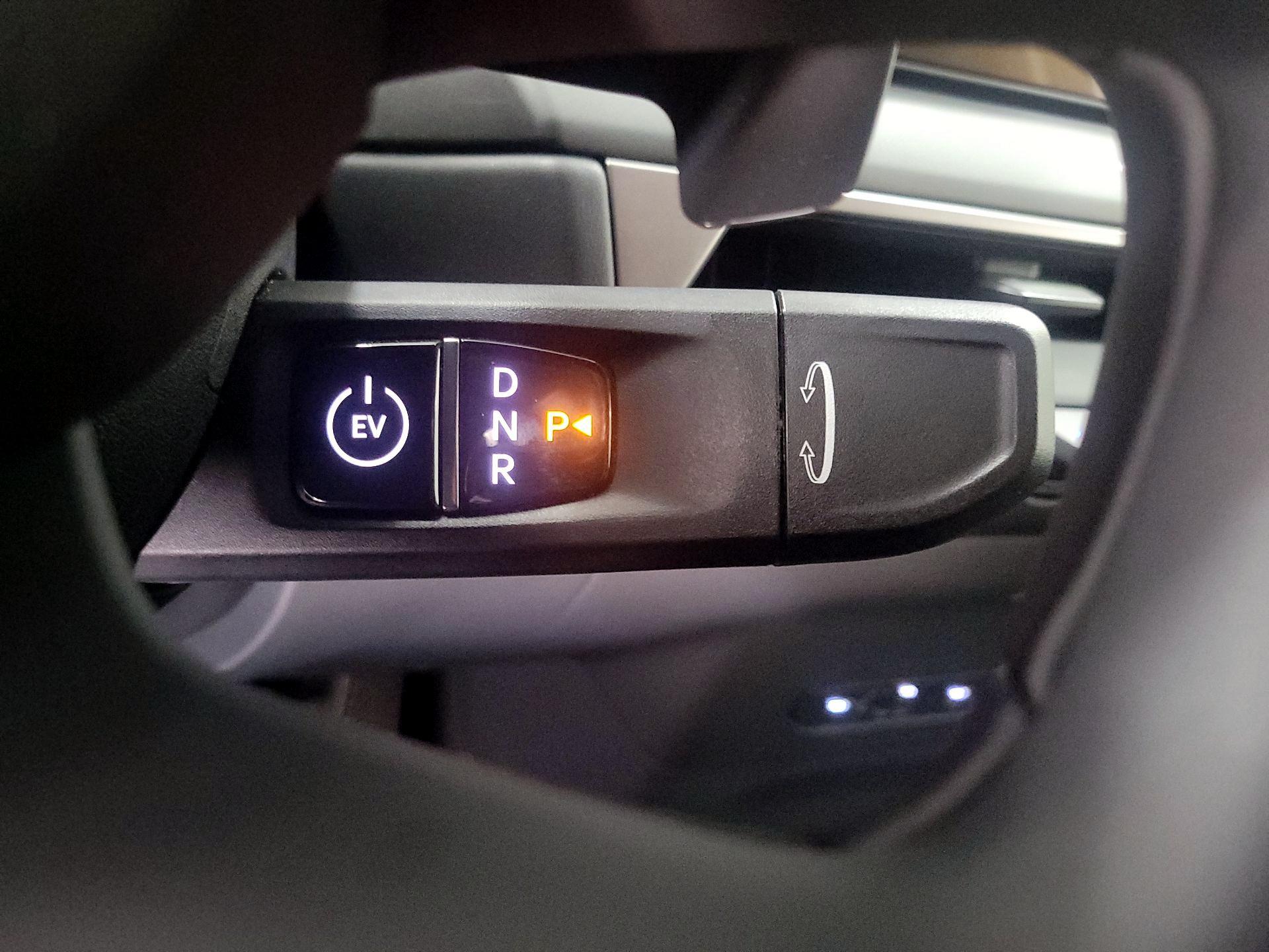 Thumbnail: 2024 Kia EV9 - 17