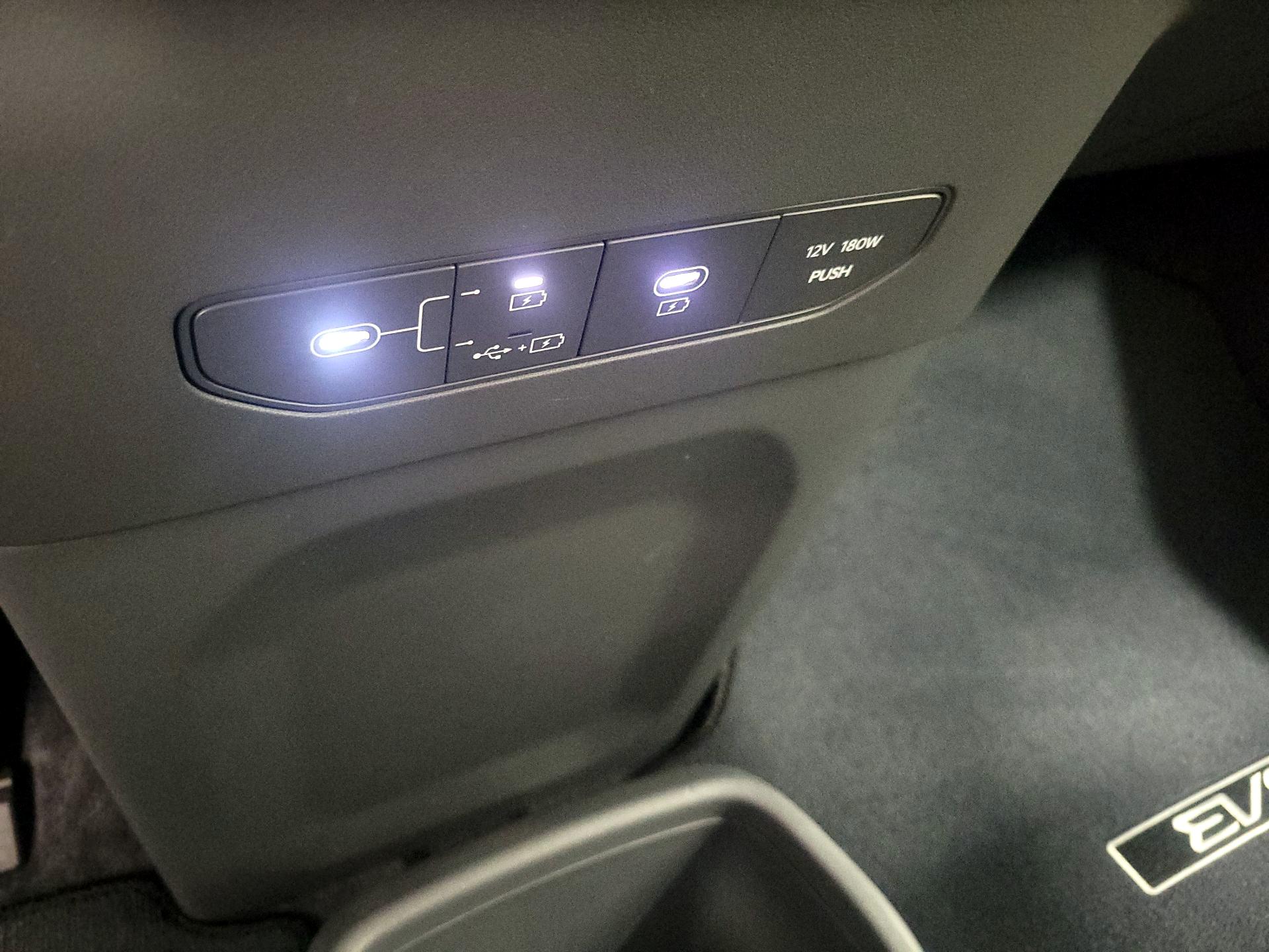 Thumbnail: 2024 Kia EV9 - 18