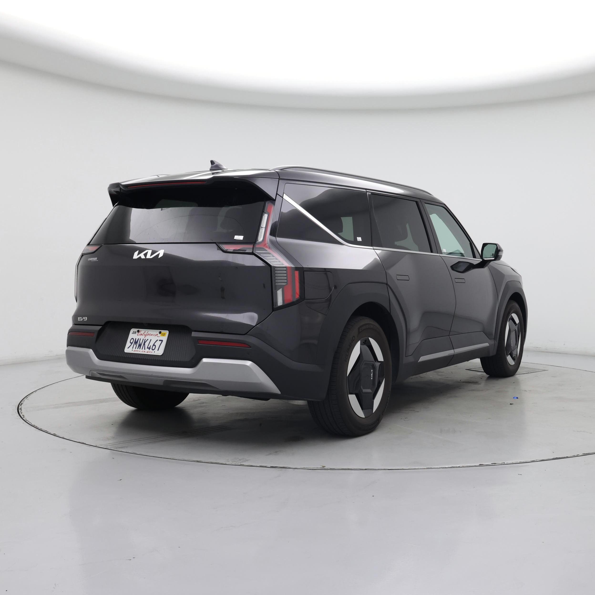 Thumbnail: 2024 Kia EV9 - 8