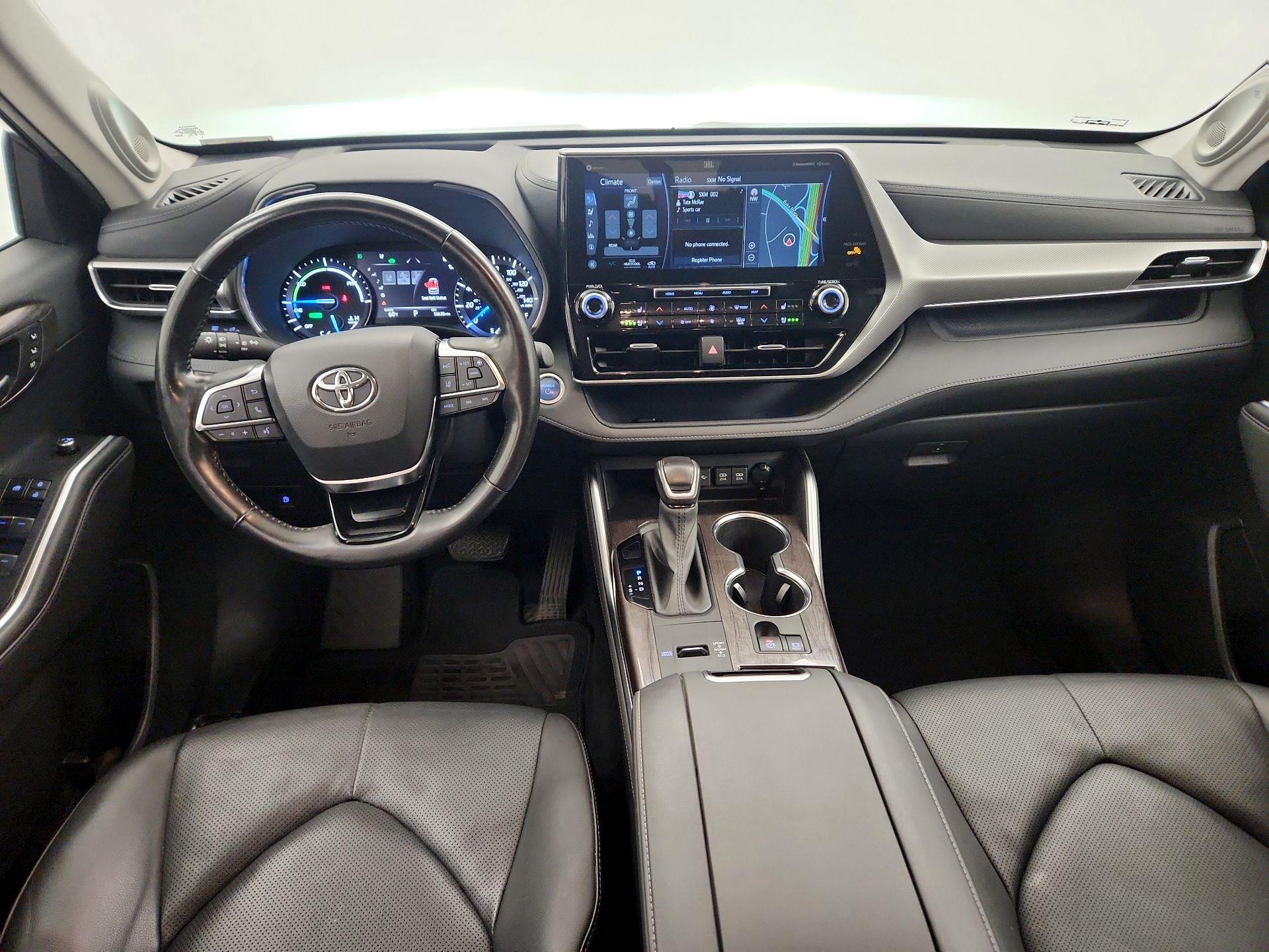 Thumbnail: 2020 Toyota Highlander - 9