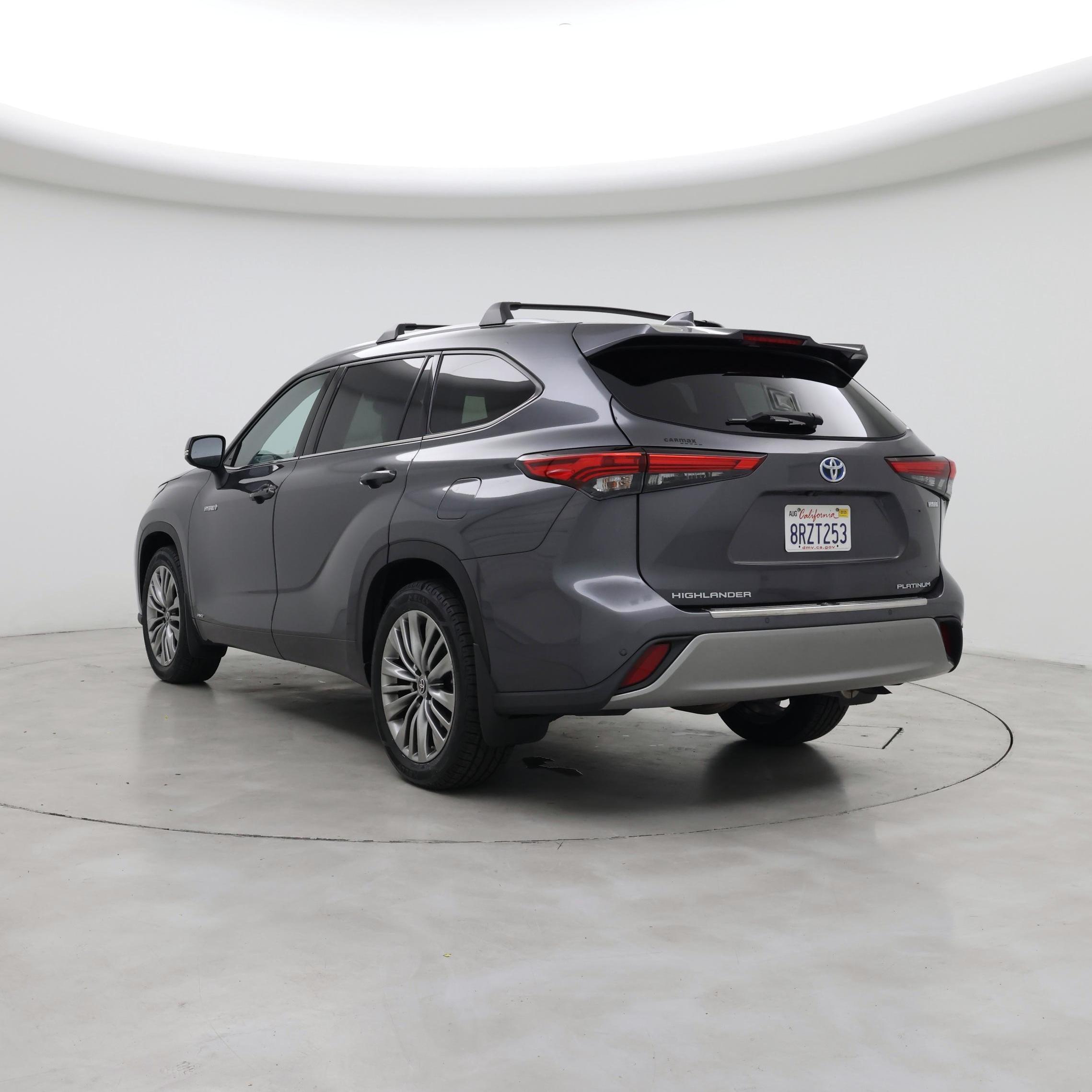 Thumbnail: 2020 Toyota Highlander - 2