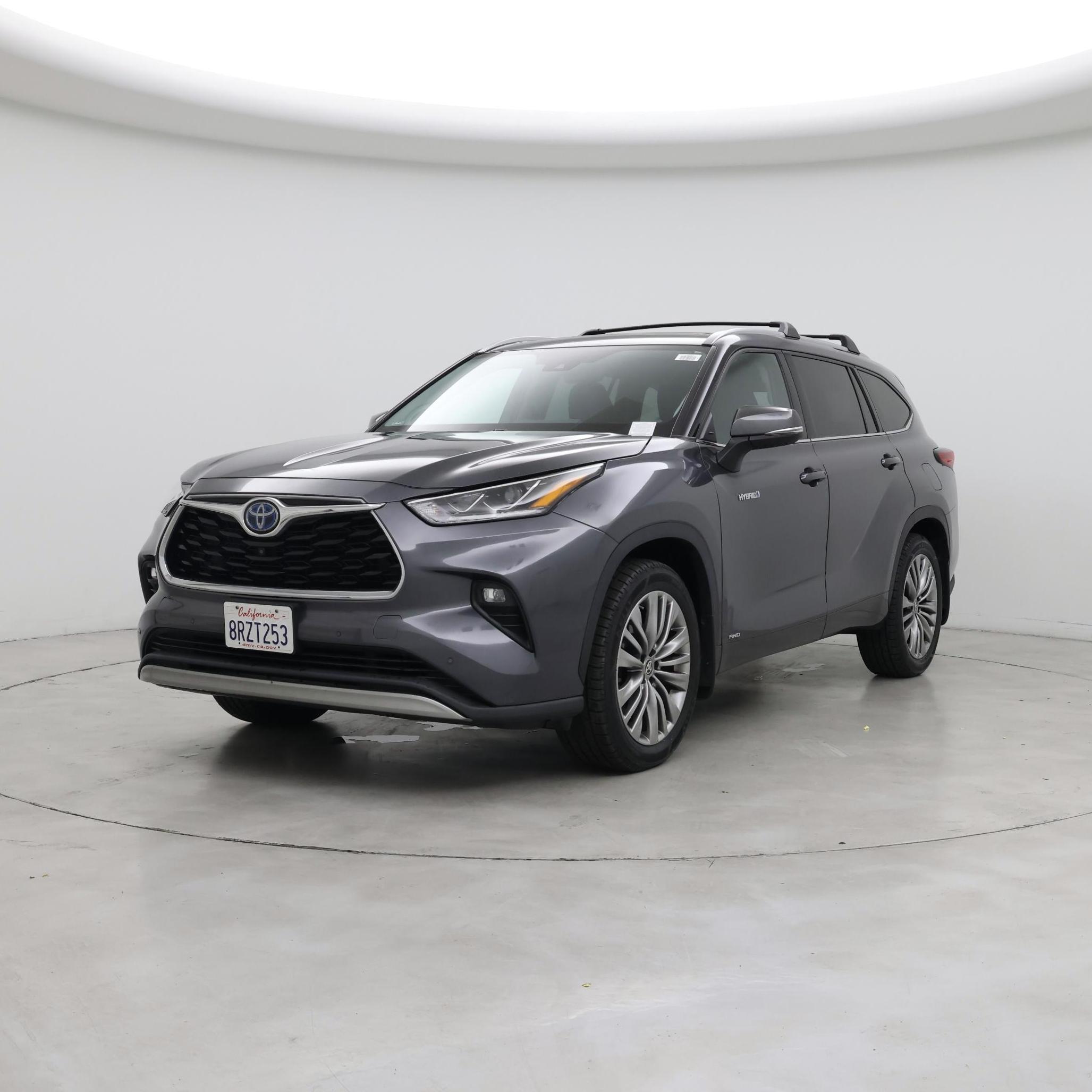 Thumbnail: 2020 Toyota Highlander - 4