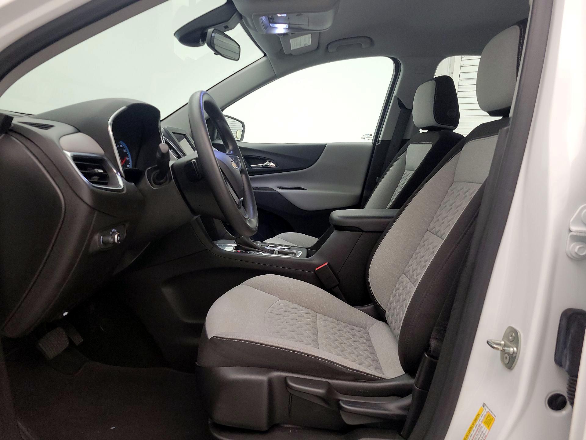 Thumbnail: 2022 Chevrolet Equinox - 11