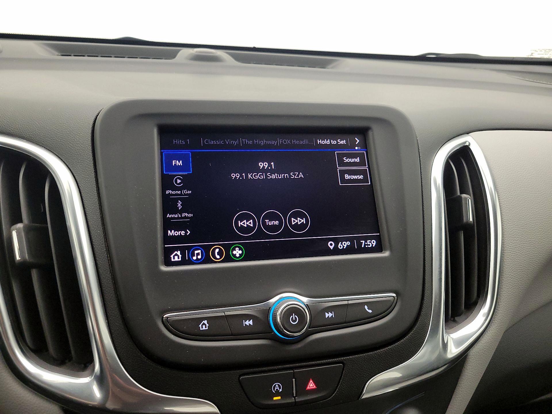 Thumbnail: 2022 Chevrolet Equinox - 15