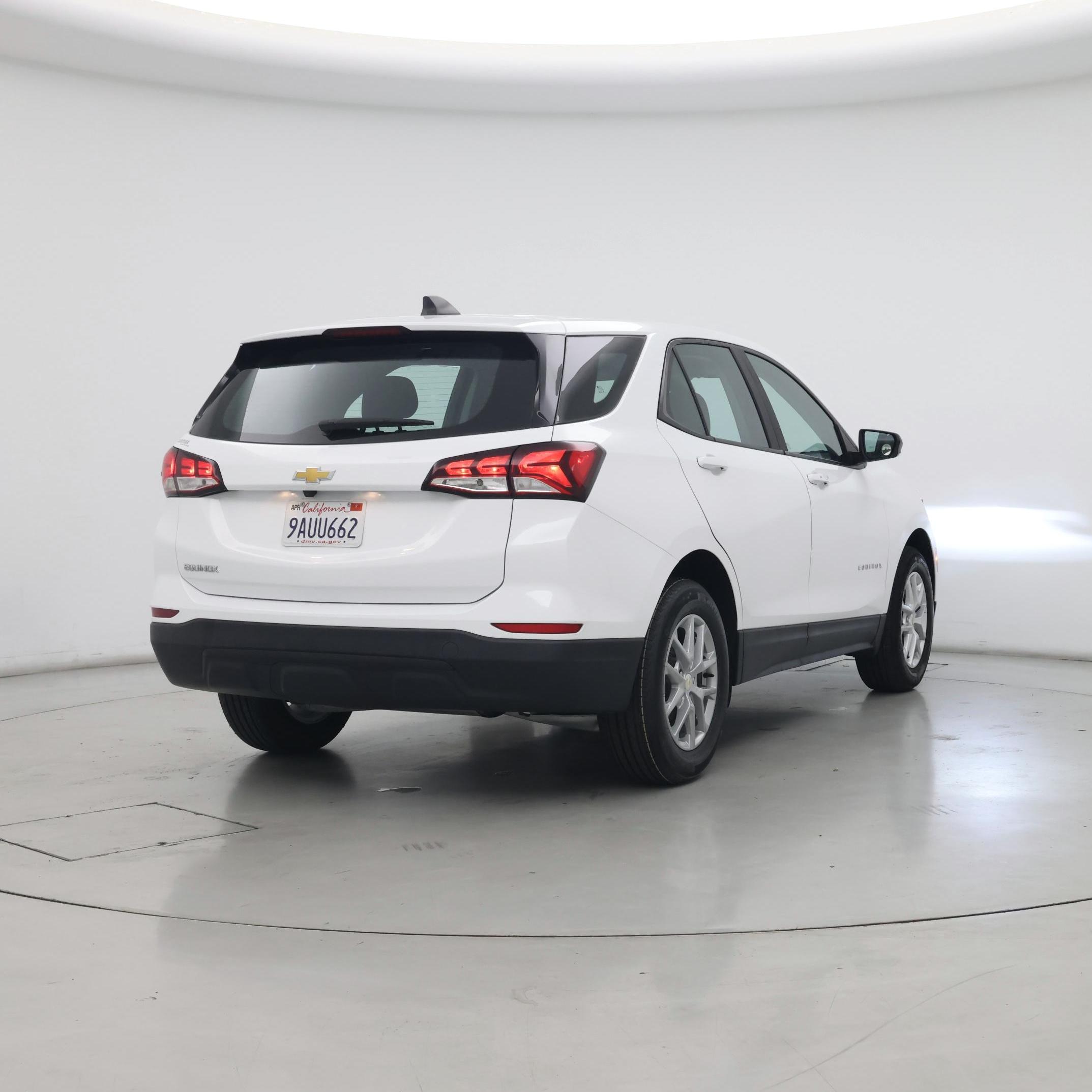 Thumbnail: 2022 Chevrolet Equinox - 8