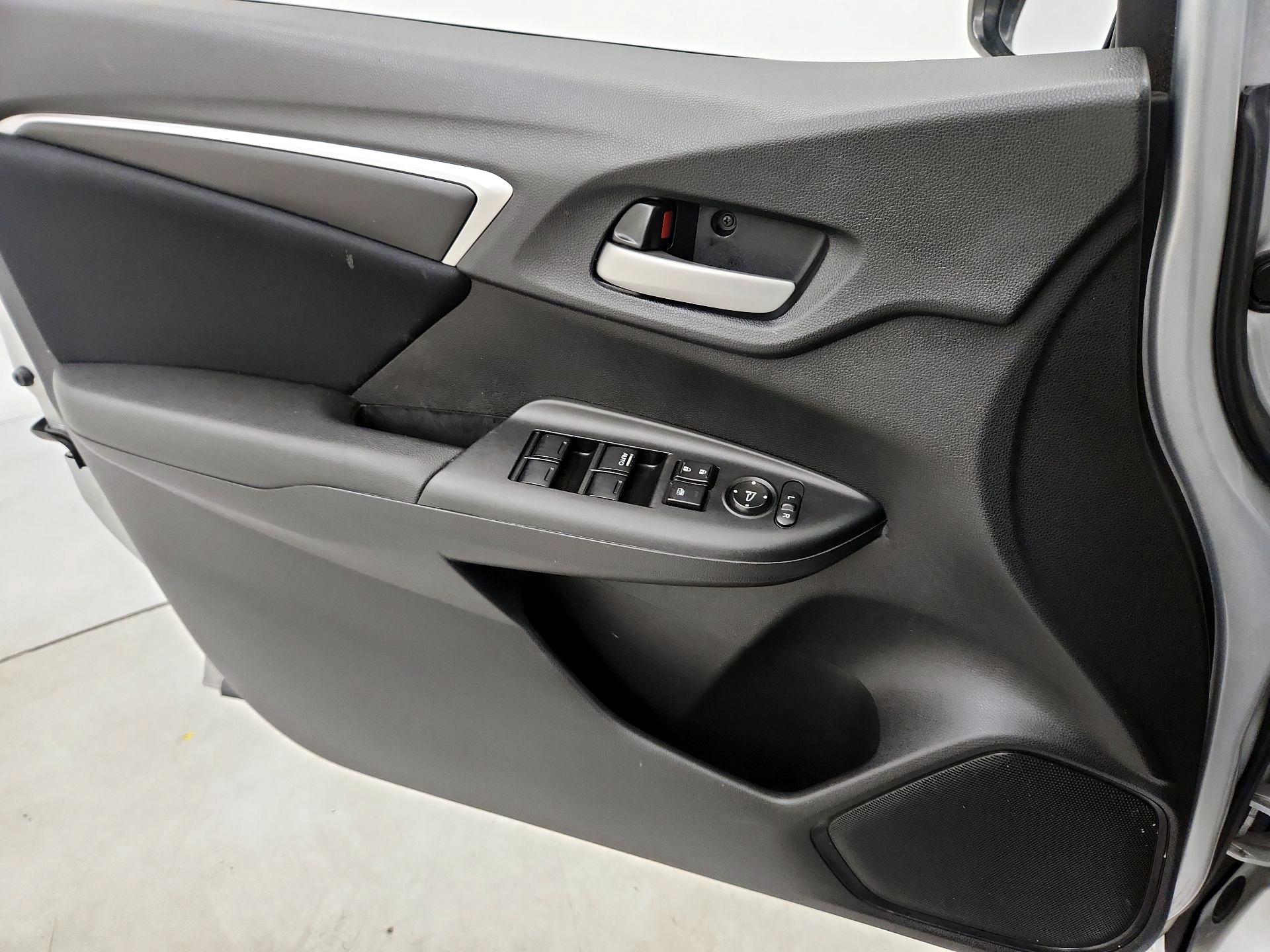 Thumbnail: 2015 Honda Fit - 12