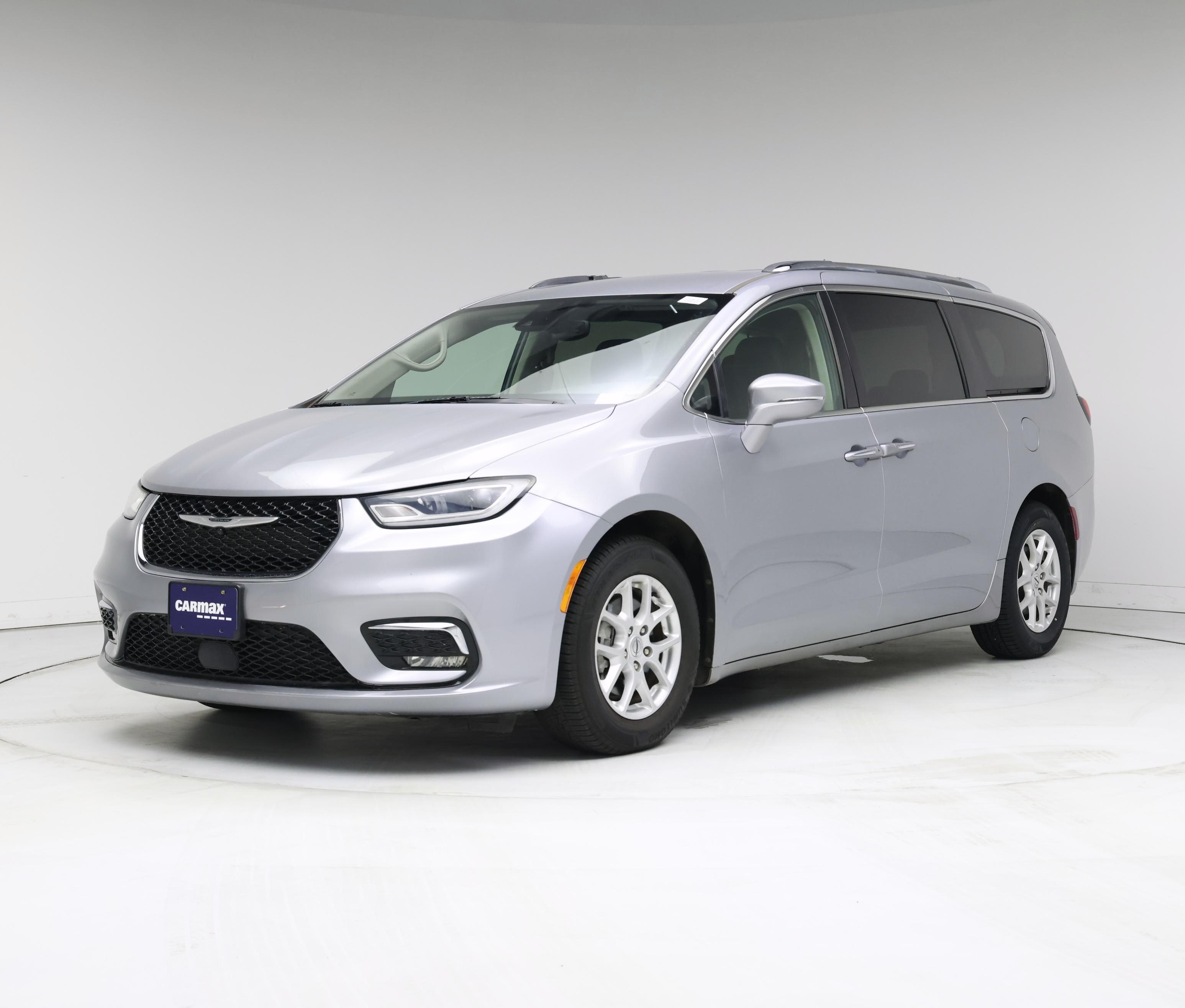 Thumbnail: 2021 Chrysler Pacifica - 4