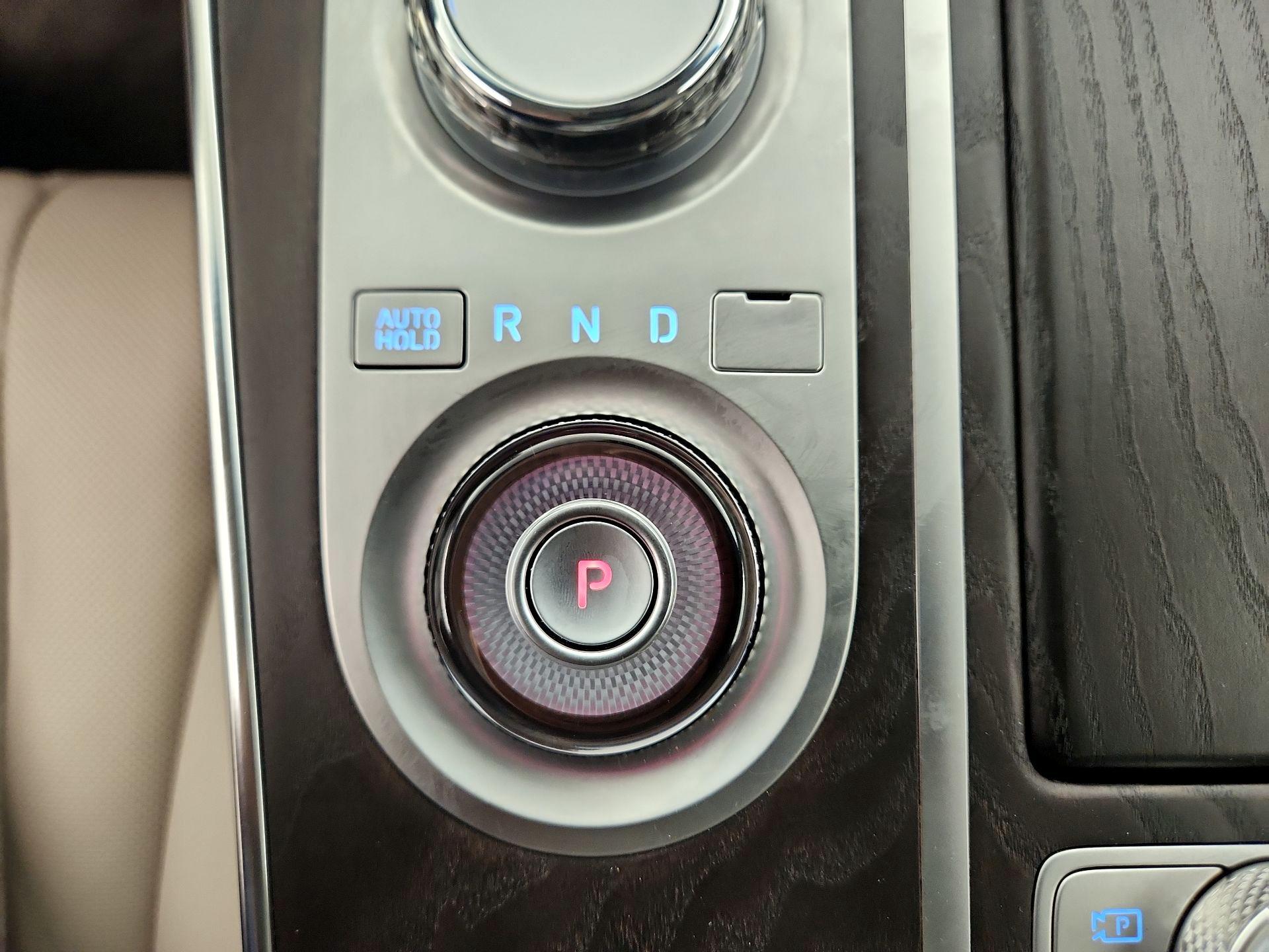 Thumbnail: 2023 Genesis GV80 - 18